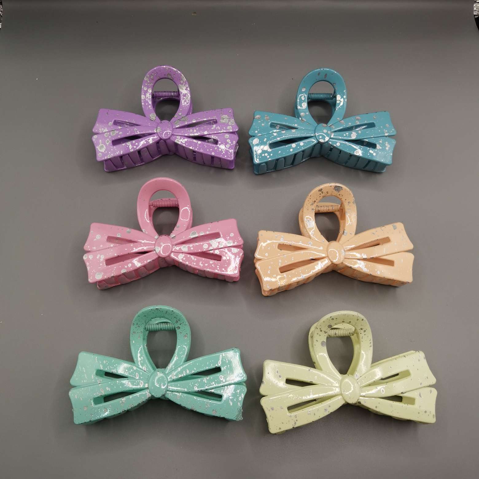 Bright 6-color brushed gripper Application Scenario