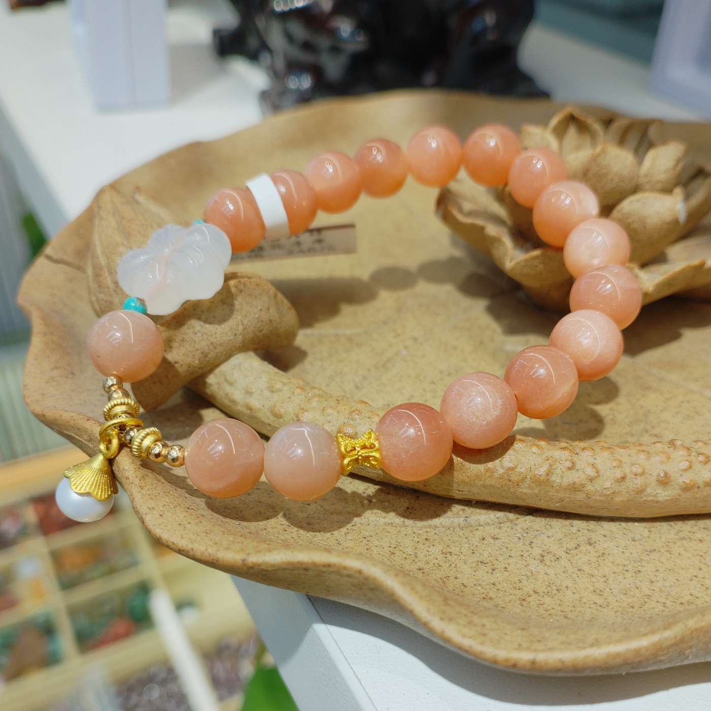 9mm natural crystal bracelet, sunstone with pearl bracelet, fashionable accessory, cinnabar bracelet for women, simple and versatile, trendy style detail image 4