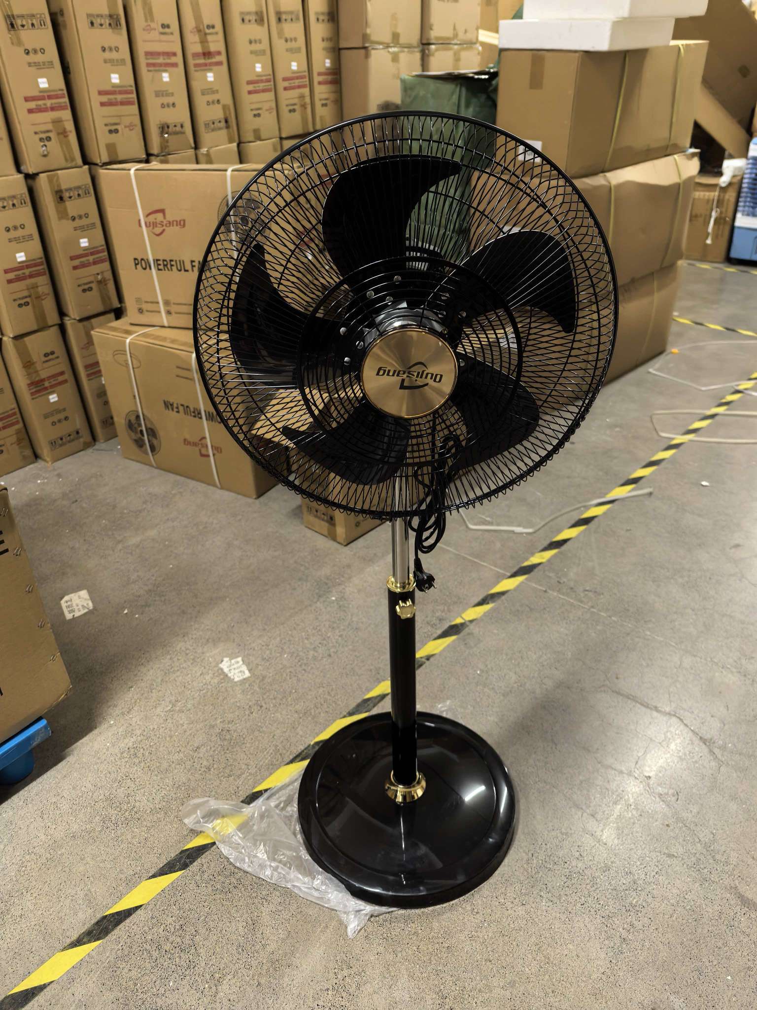 The color and price of the 18-inch industrial floor-standing fan are calculated separately. If needed, please contact us detail image 4