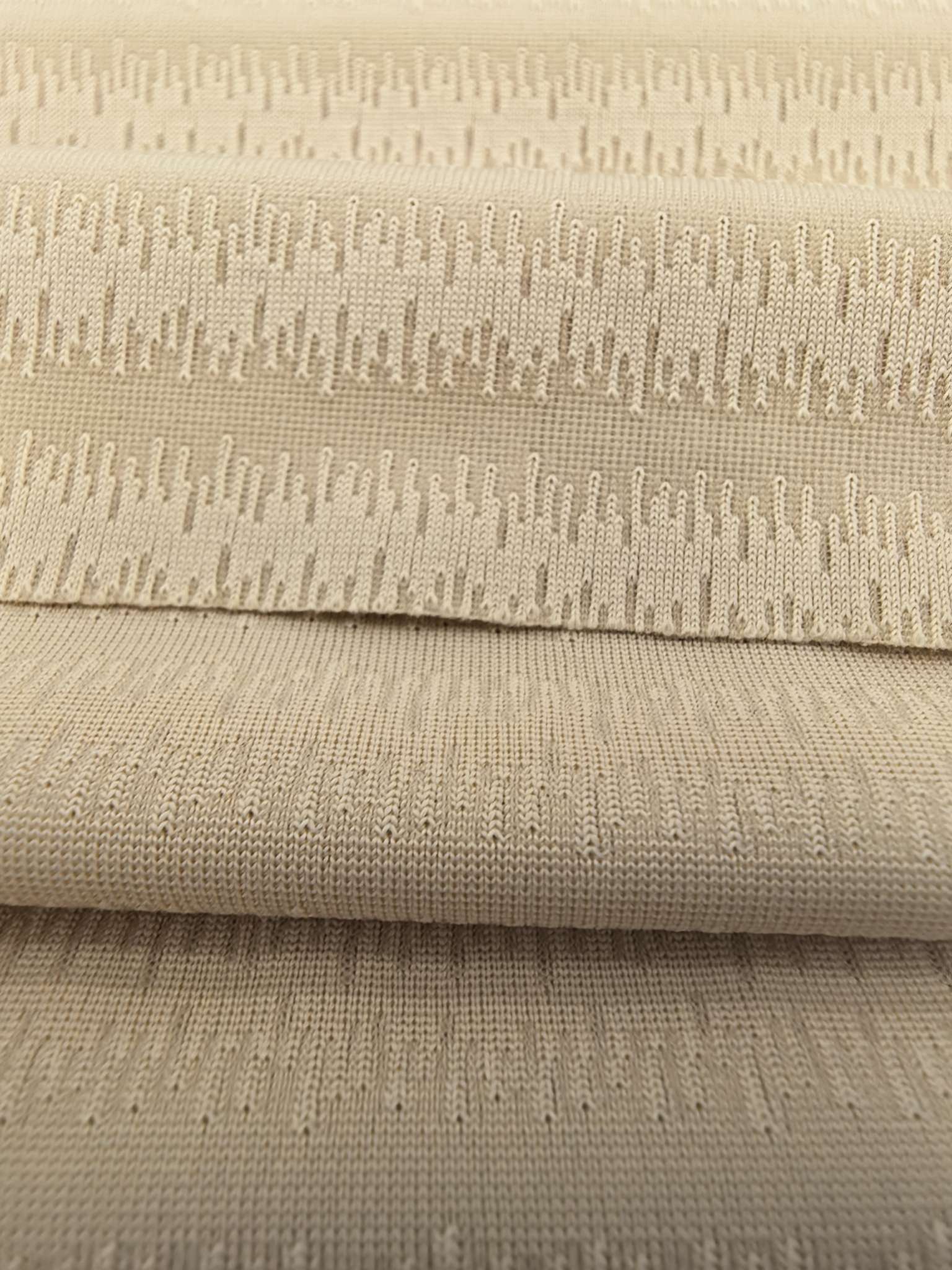 WKA90408 nylon knitted close-knit jacquard fabric is skin-friendly, soft and has a great drape. It is suitable for business men's wear. It is independently innovated, developed and customized according to samples Specification image