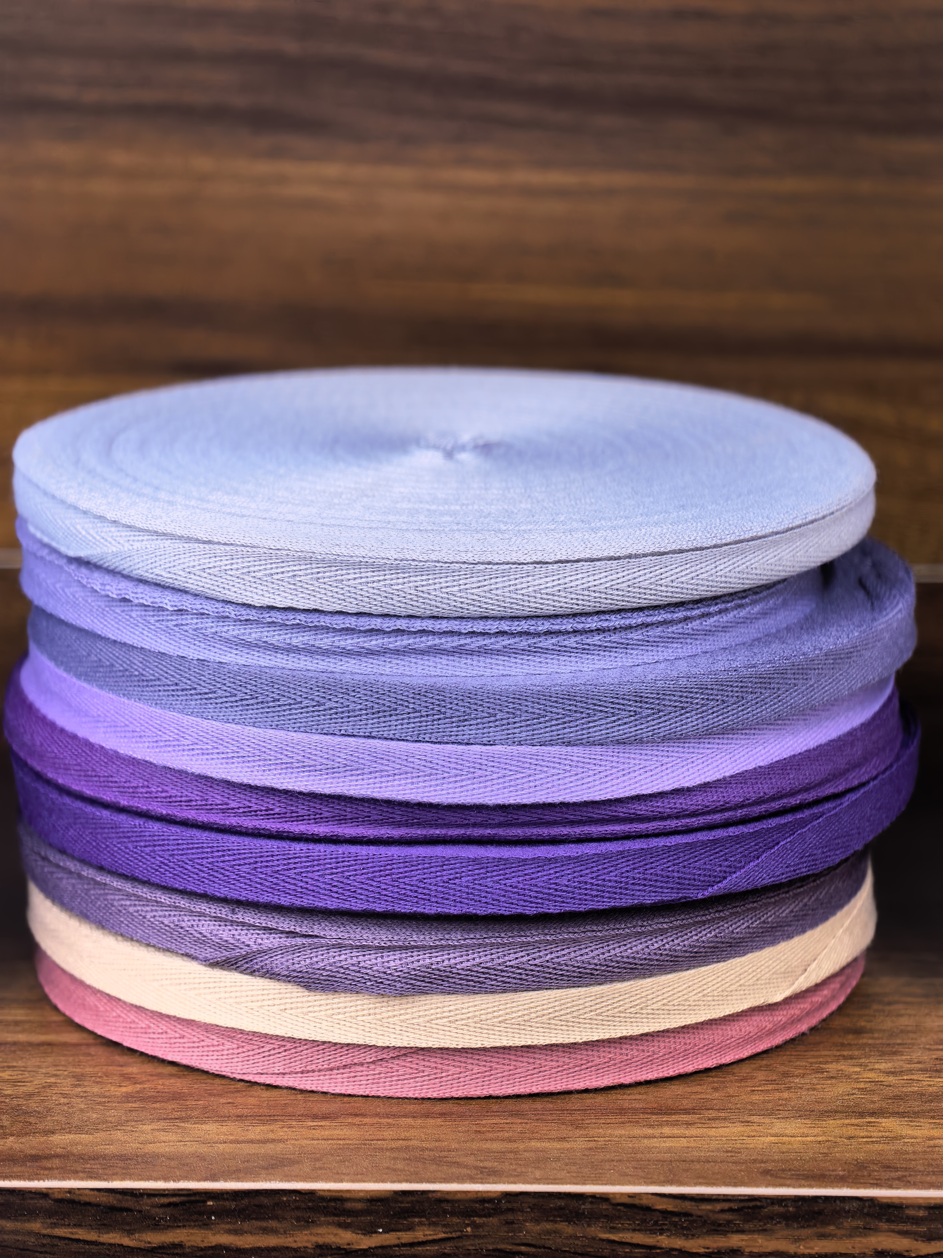 1cm colorful polyester-cotton herringbone woven band hoodie for children's clothing, with hemming at the neckline and hemming at the back of the neck. Clothing accessories detail image 5