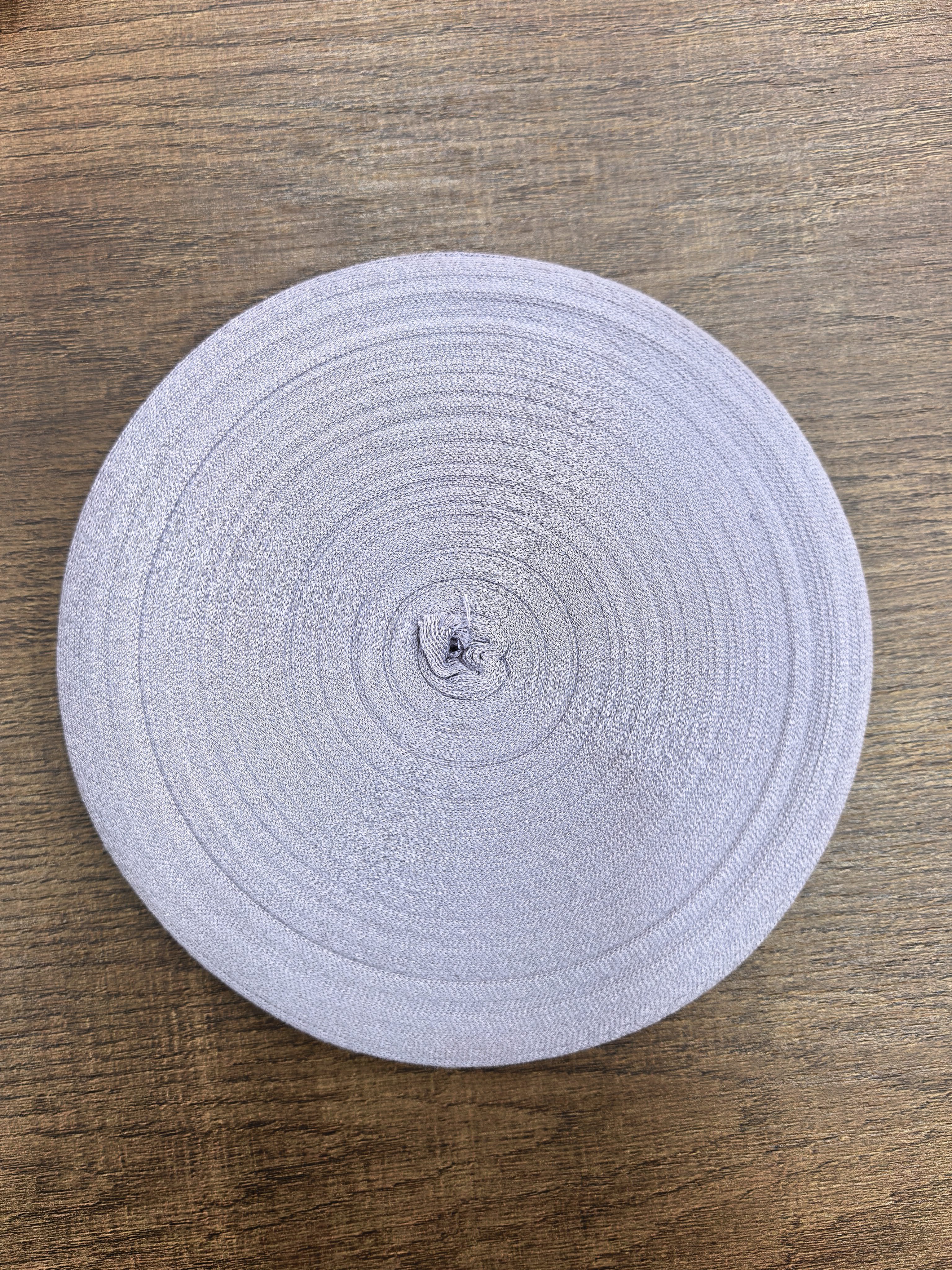 1cm colorful polyester-cotton herringbone woven band hoodie for children's clothing, with hemming at the neckline and hemming at the back of the neck. Clothing accessories detail image 2