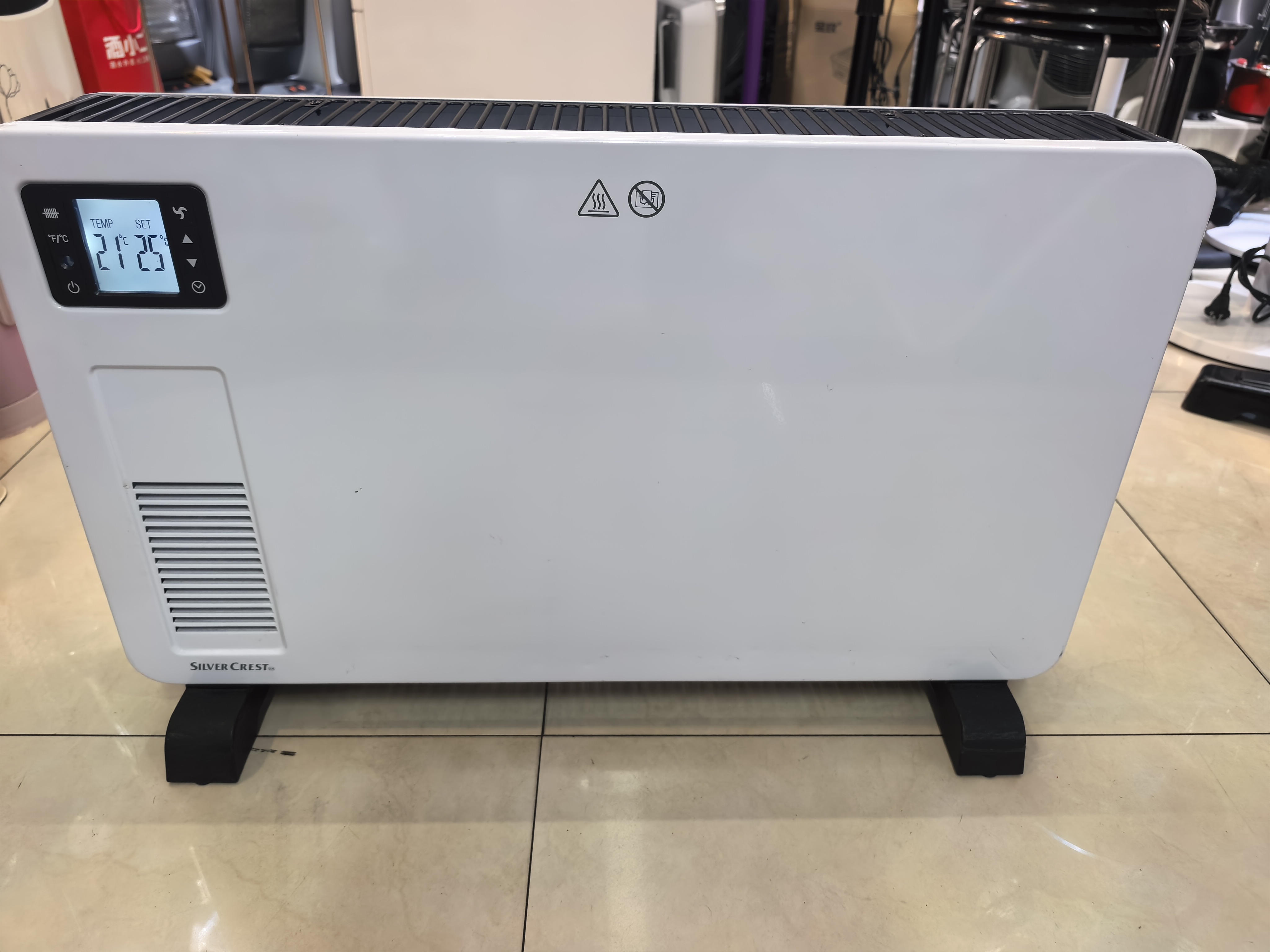 遥控款带液晶显示温度，瓦数还有风扇等运作模式办公室取暖器办公室取暖器壁挂式电加热省电的电热风