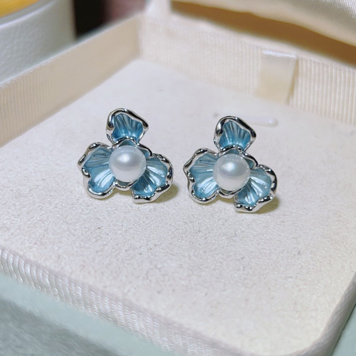 OJOX Iris freshwater Pearl fashionable Stud earrings in Haze blue drip glaze, anti-allergy and non-fading, high-end detail image 5