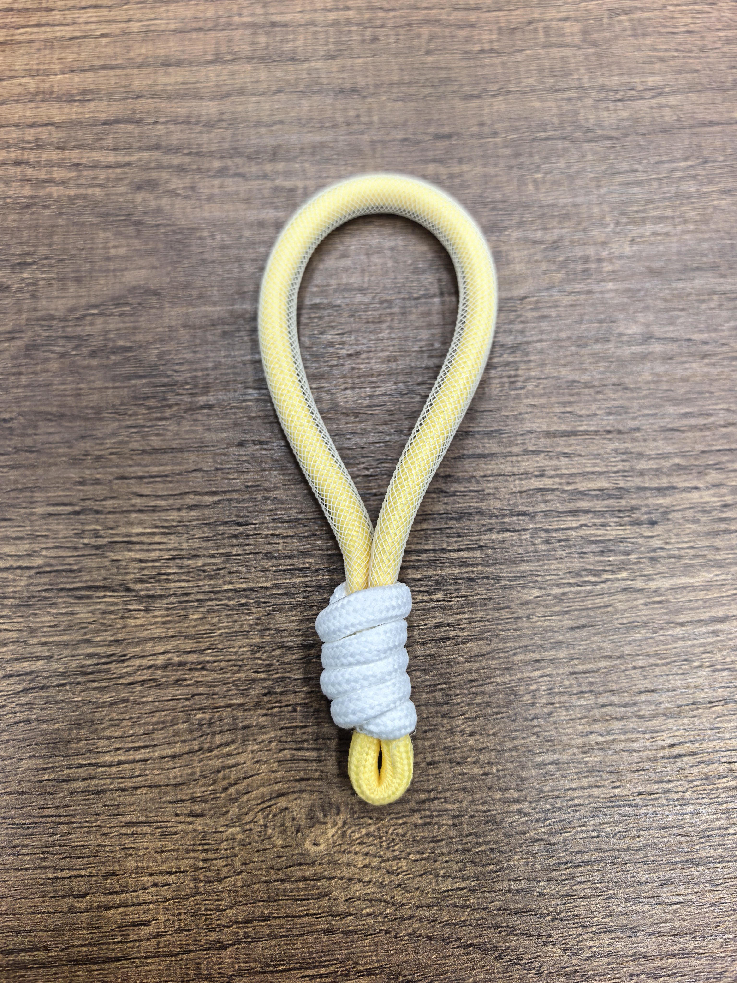 New macaron-colored short woven net bracelet, water cup strap, bag pendant, simple mobile phone pendant detail image 3