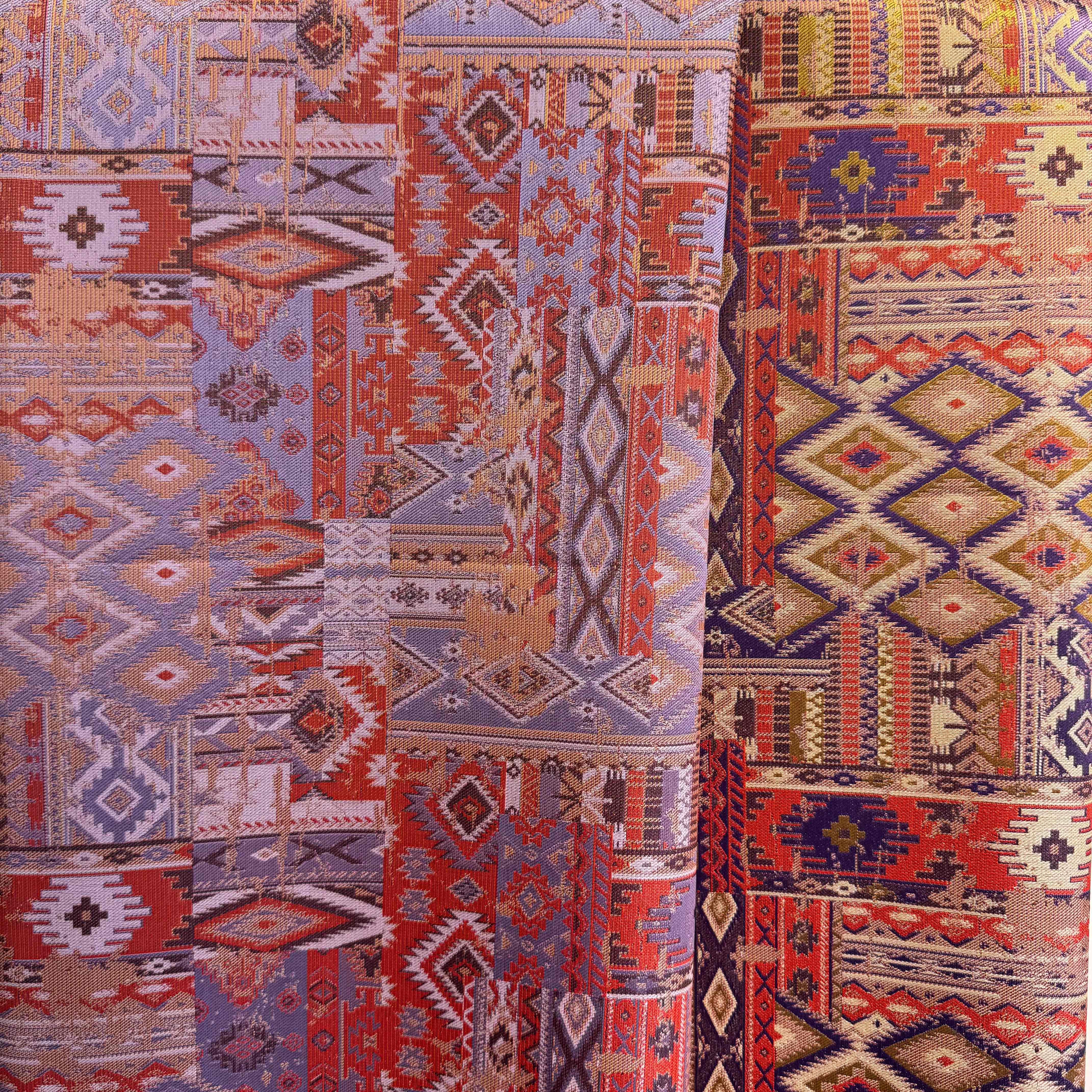 Irregular geometric pattern Shu brocade Chinese-style fabric, brocade satin fabric, Song Dynasty brocade, new Chinese-style Mid-Autumn Hanfu, wedding dress, ancient-style Tang suit, horse face skirt, jacquard bags, sofa, shoe materials, fabric, cushions, home textile fabric Application Scenario