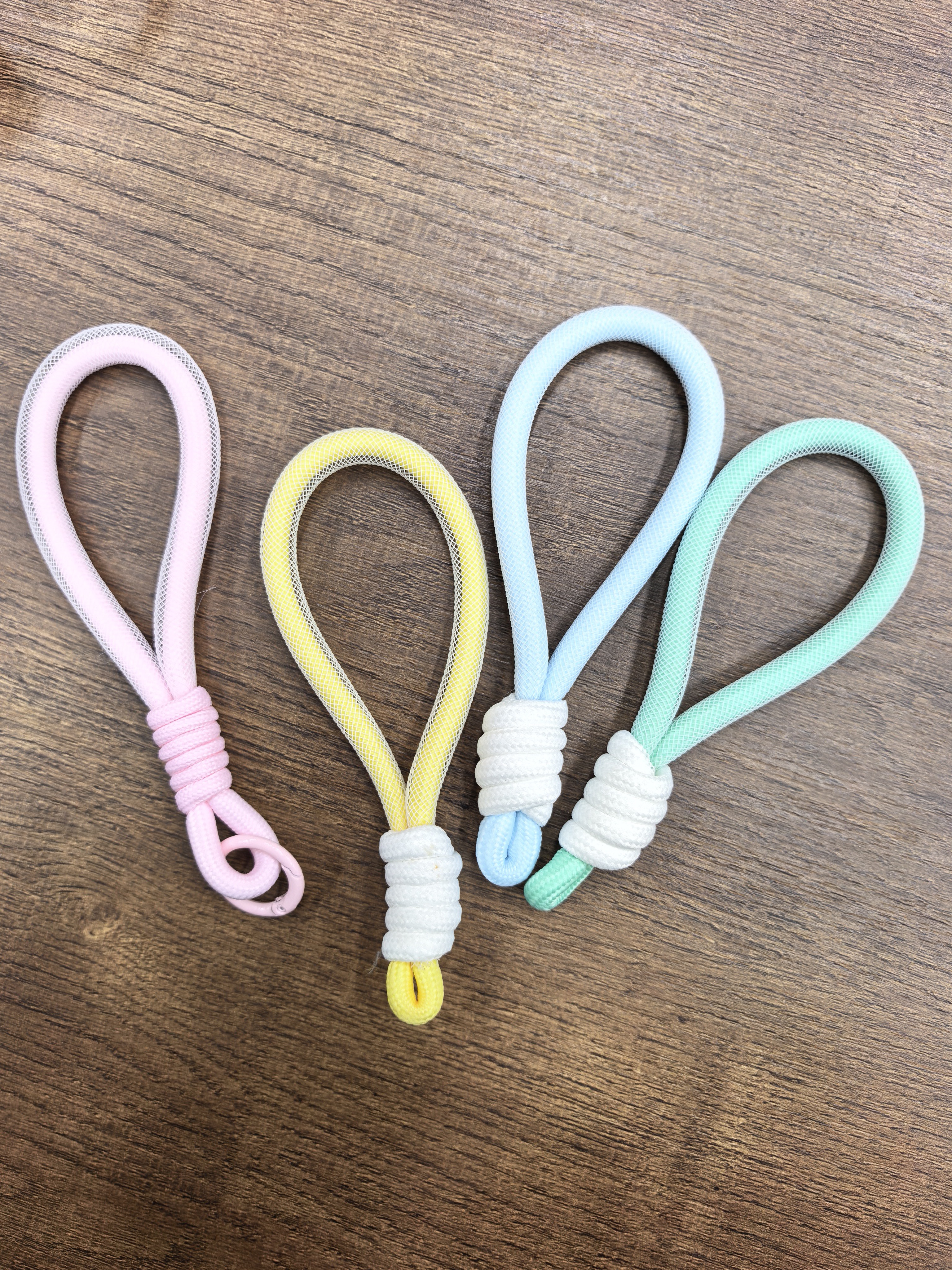 New macaron-colored short woven net bracelet, water cup strap, bag pendant, simple mobile phone pendant Item Picture