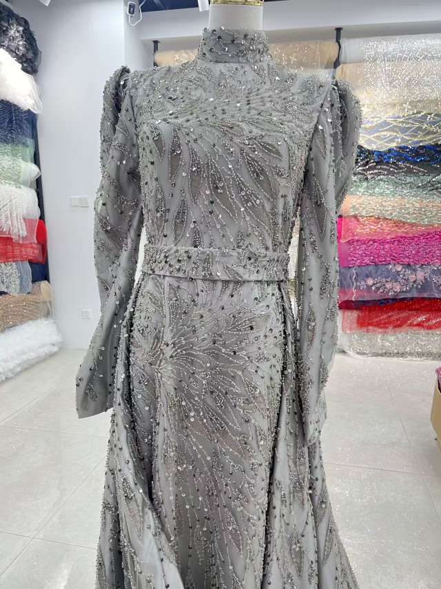 Fabric processing and customization for wedding dresses and evening gowns offer a wide range of fabric options Application Scenario