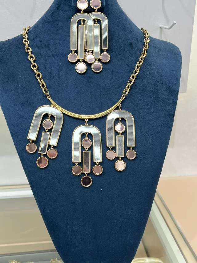 创意饰品首饰包装收纳架项链展示架首饰展示盒多功能收纳架子