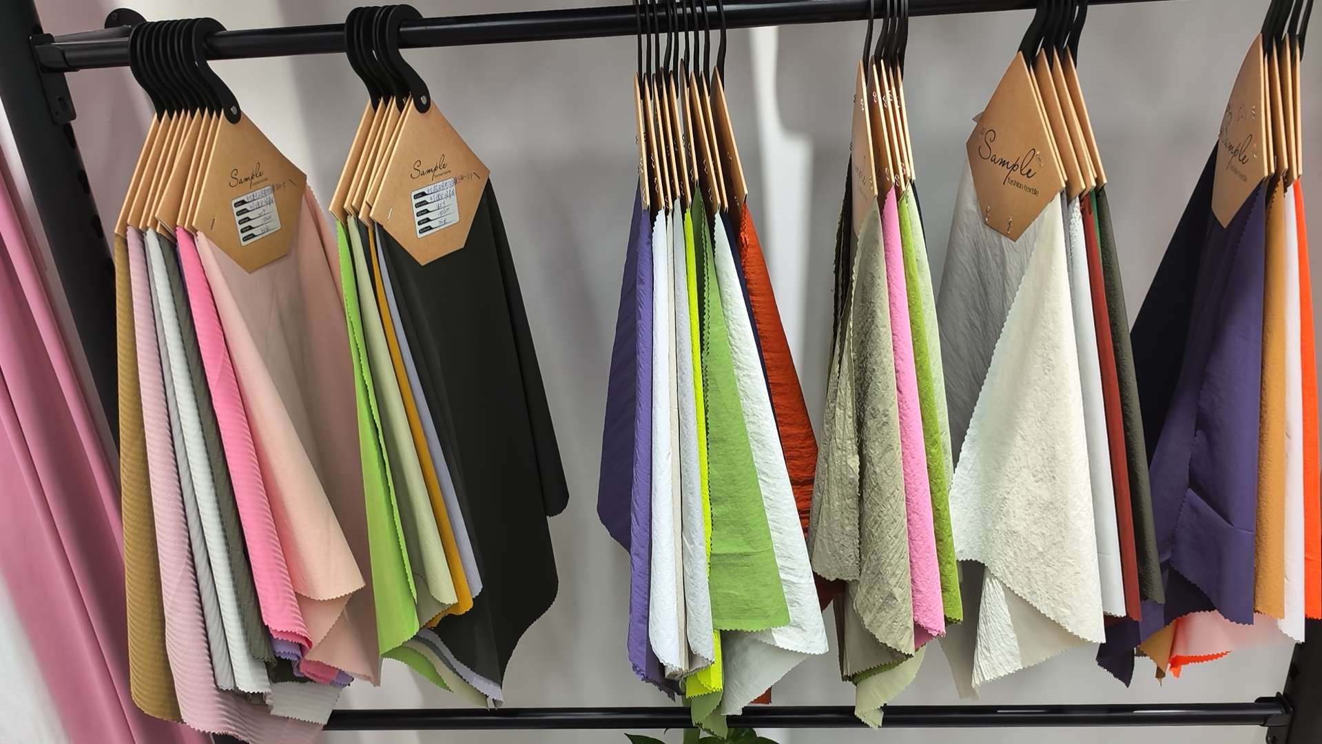 纺织皮革针织面料多功能柔软舒适适用服装鞋帽家居装饰详情图1