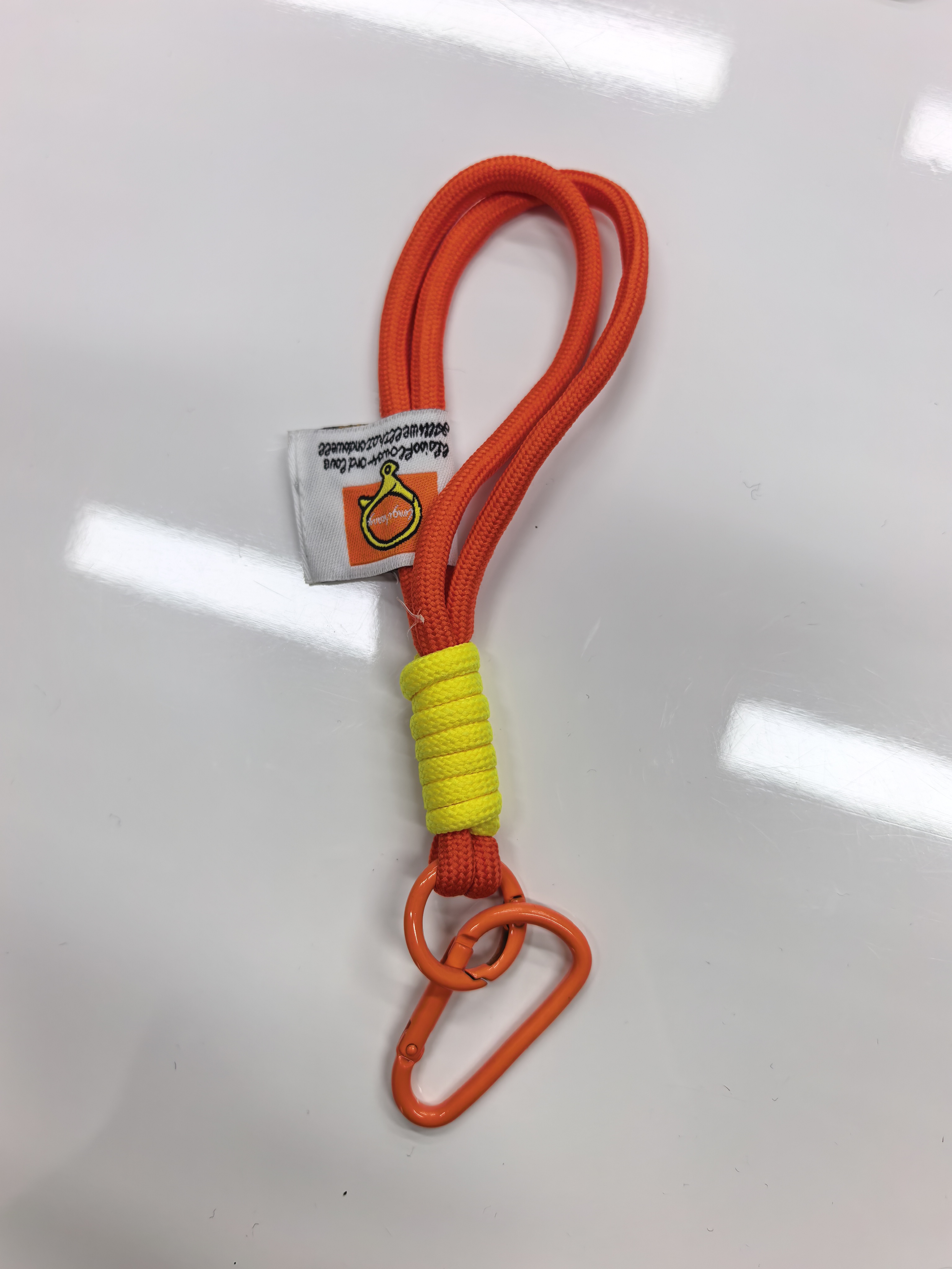 Outdoor backpack rope keychain, water cup woven lanyard, mountain climbing buckle, couple bracelet, bag, doll lanyard, keychain detail image 9