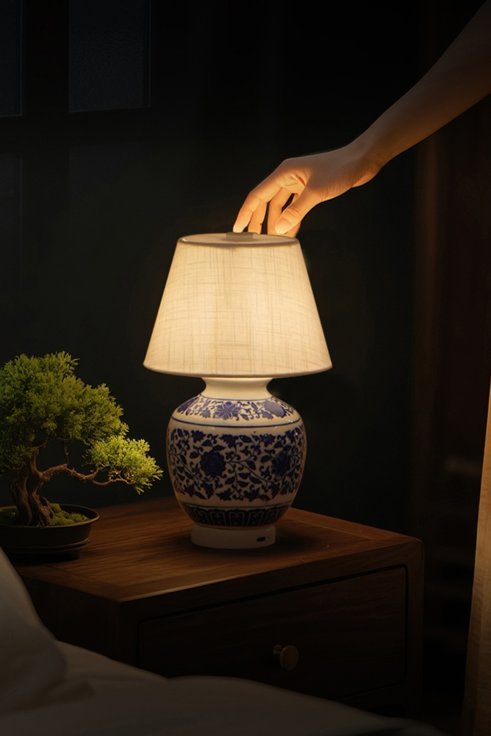Creative table lamps, home ceramic ambient lights, night lights, decorative lights, ornaments, fabric creative table lamp covers Item Picture