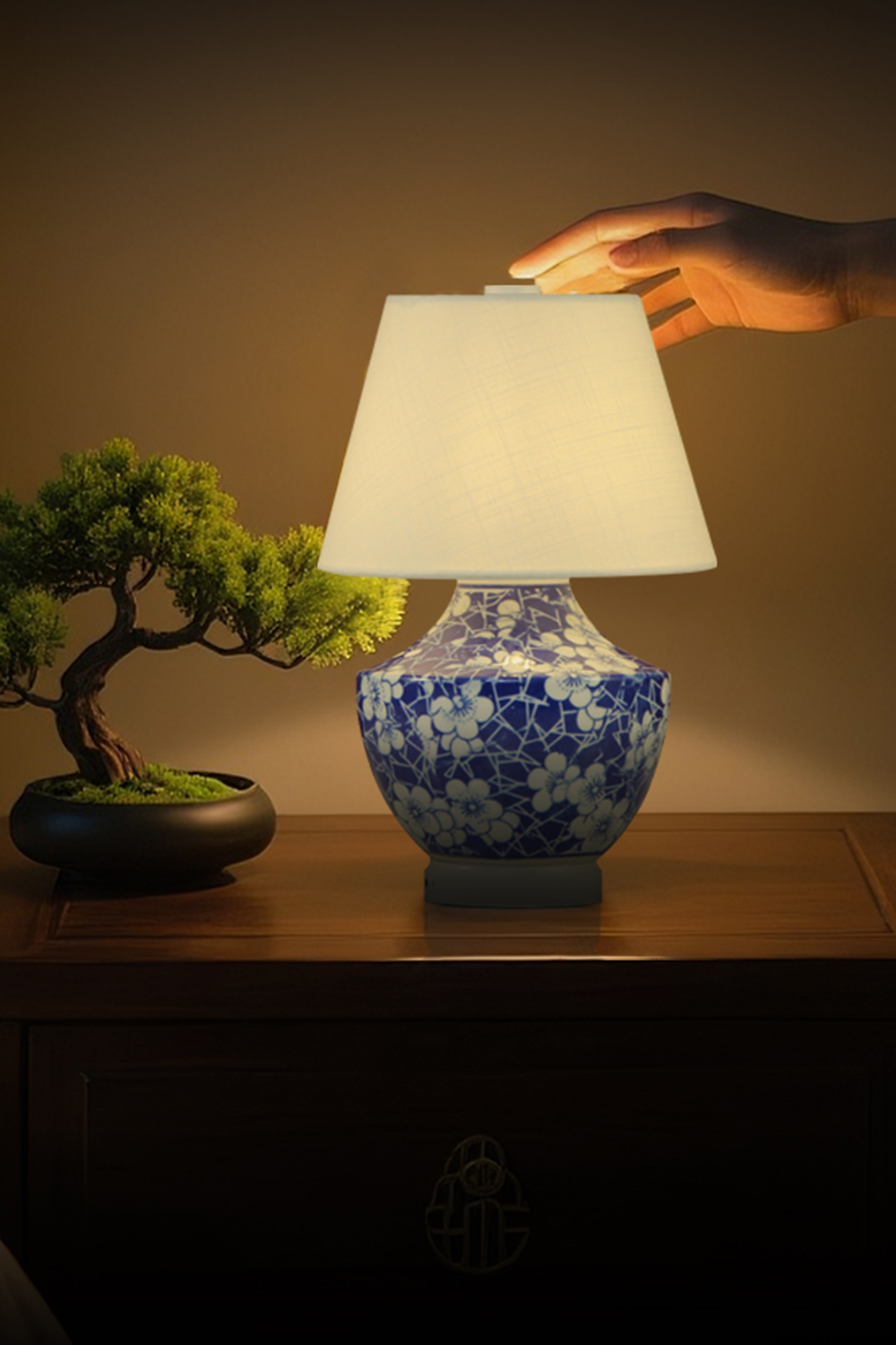 Creative home ceramic atmosphere lights, night lights, decorative lights, ornaments, fabric creative table lamp covers Item Picture