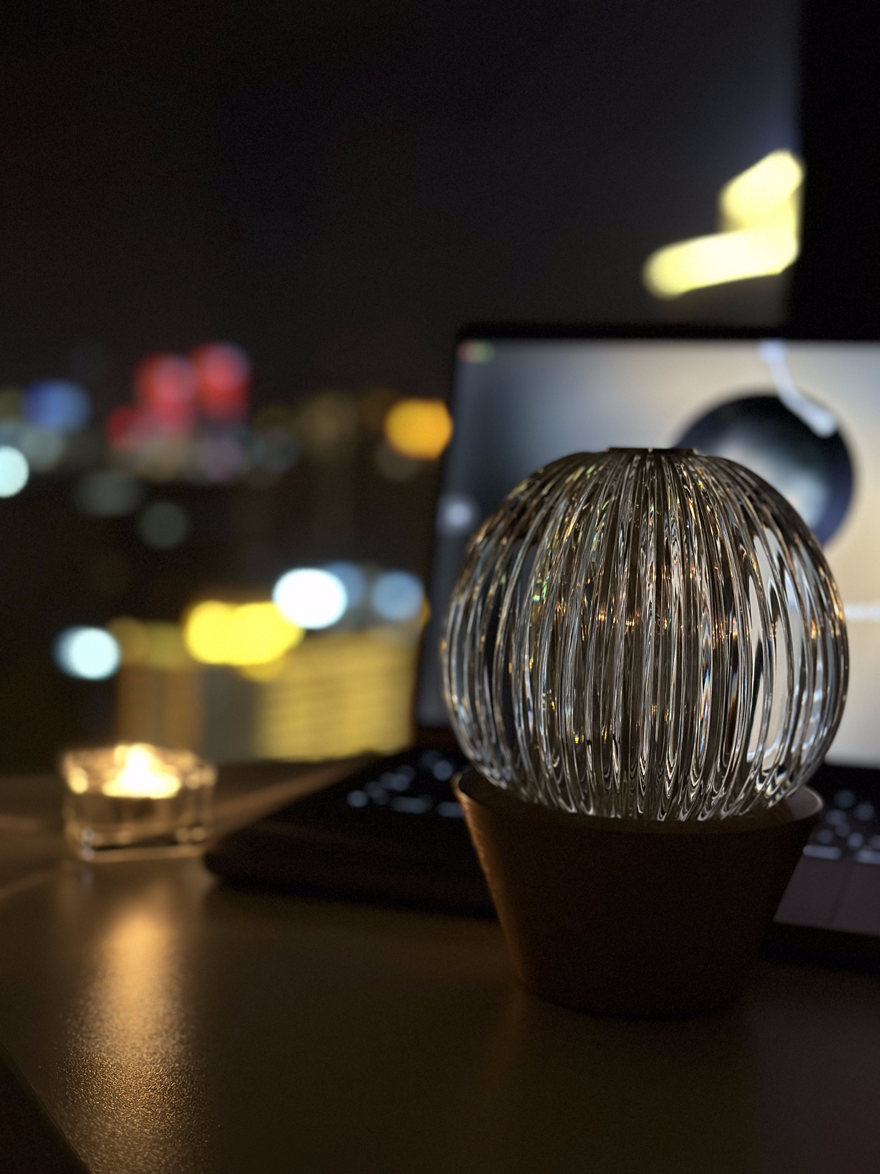 Creative desk lamps, home acrylic ambient lights, night lights, decorative lights, ornaments, acrylic creative desk lamps Item Picture