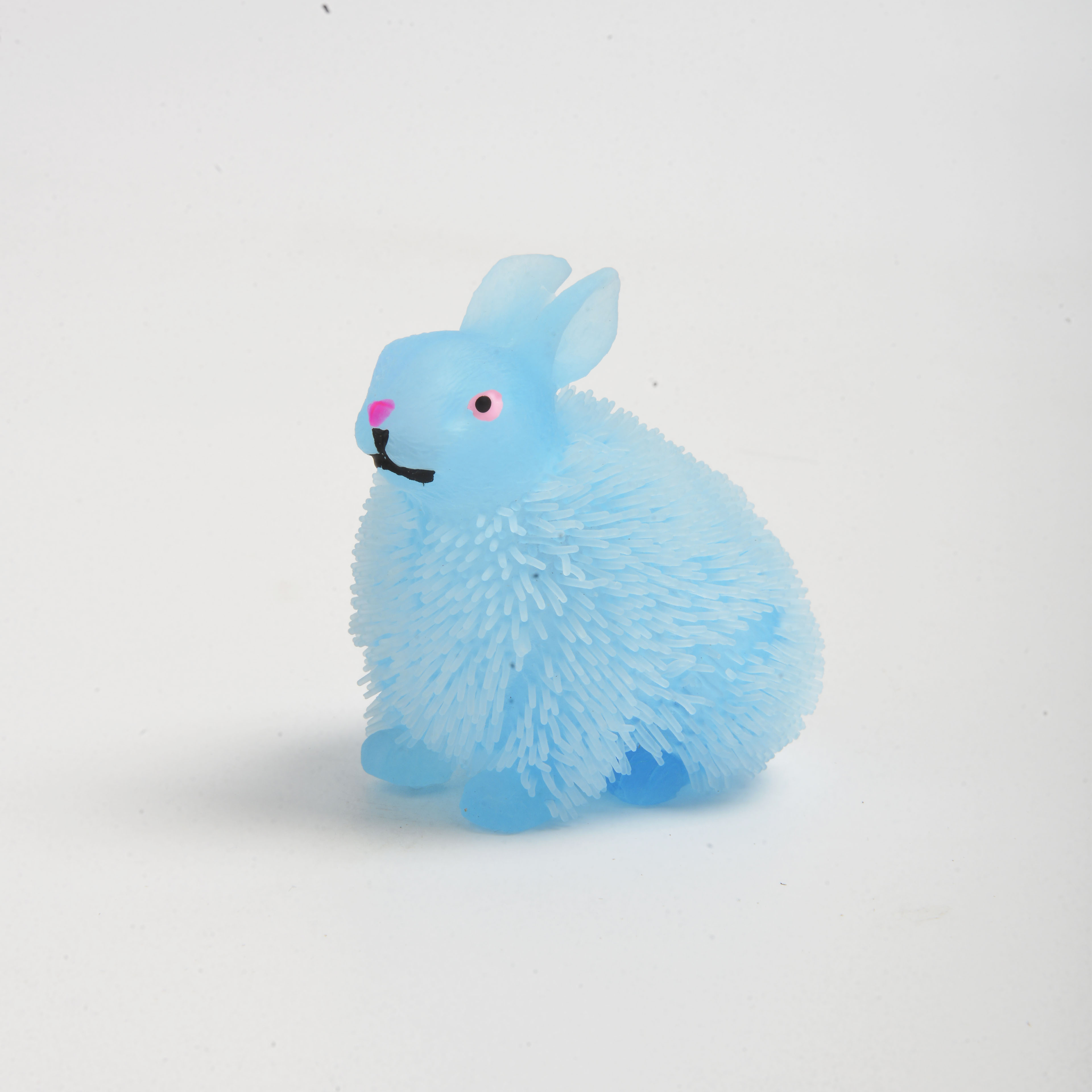 Toy stress ball, fluffy toy, flashing ball, glowing toy, prank toy for children, suitable for ages 4 and up, squeeze and play toy full figure