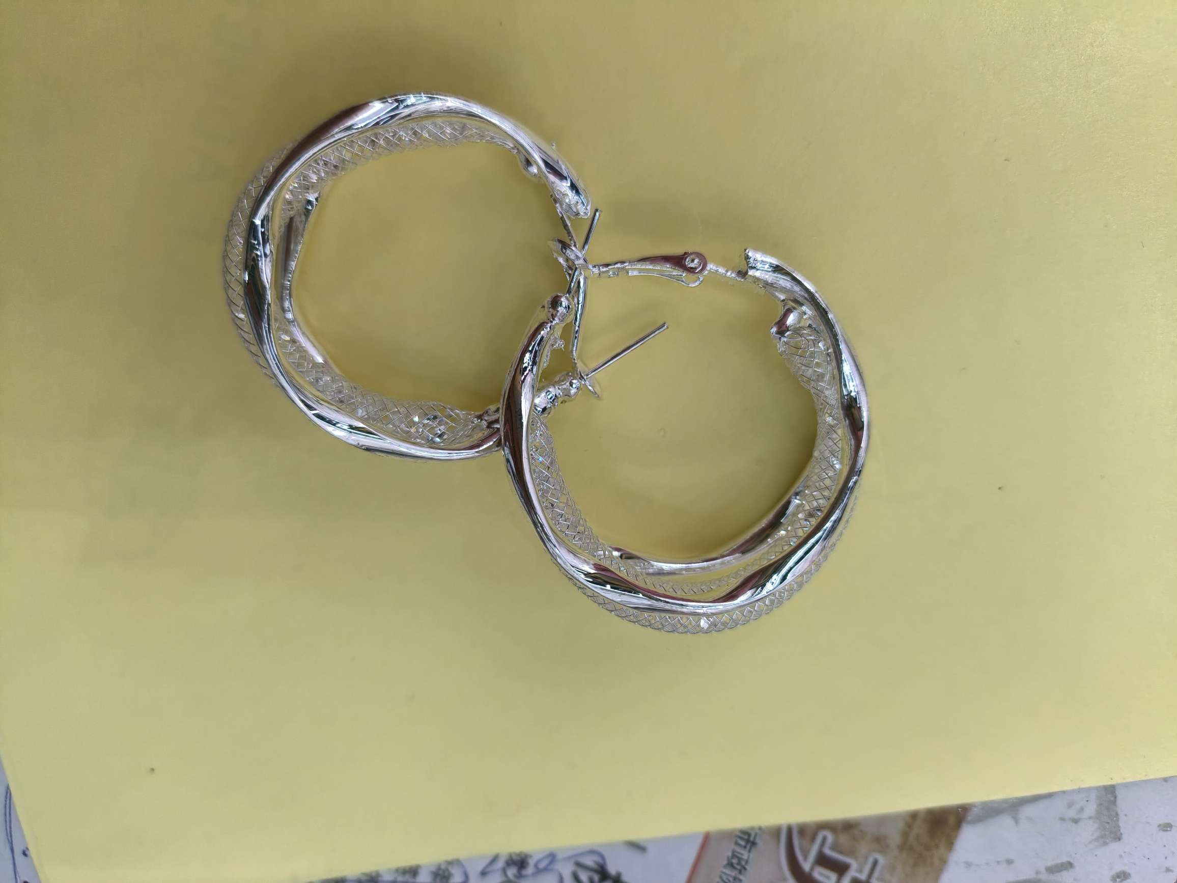 欧美流行金属水钻耳环工艺品