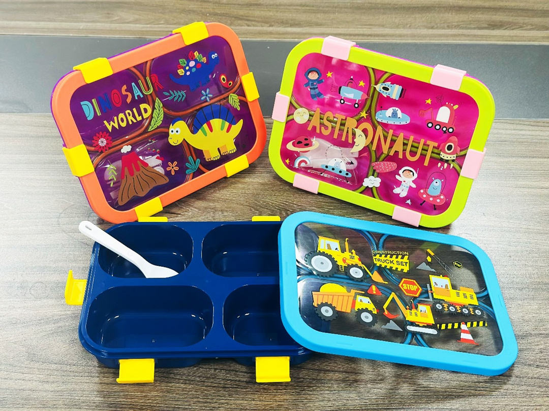 童趣主题四格分隔饭盒 恐龙/宇航员/工程车可爱餐盒 带餐具便携便当盒详情2
