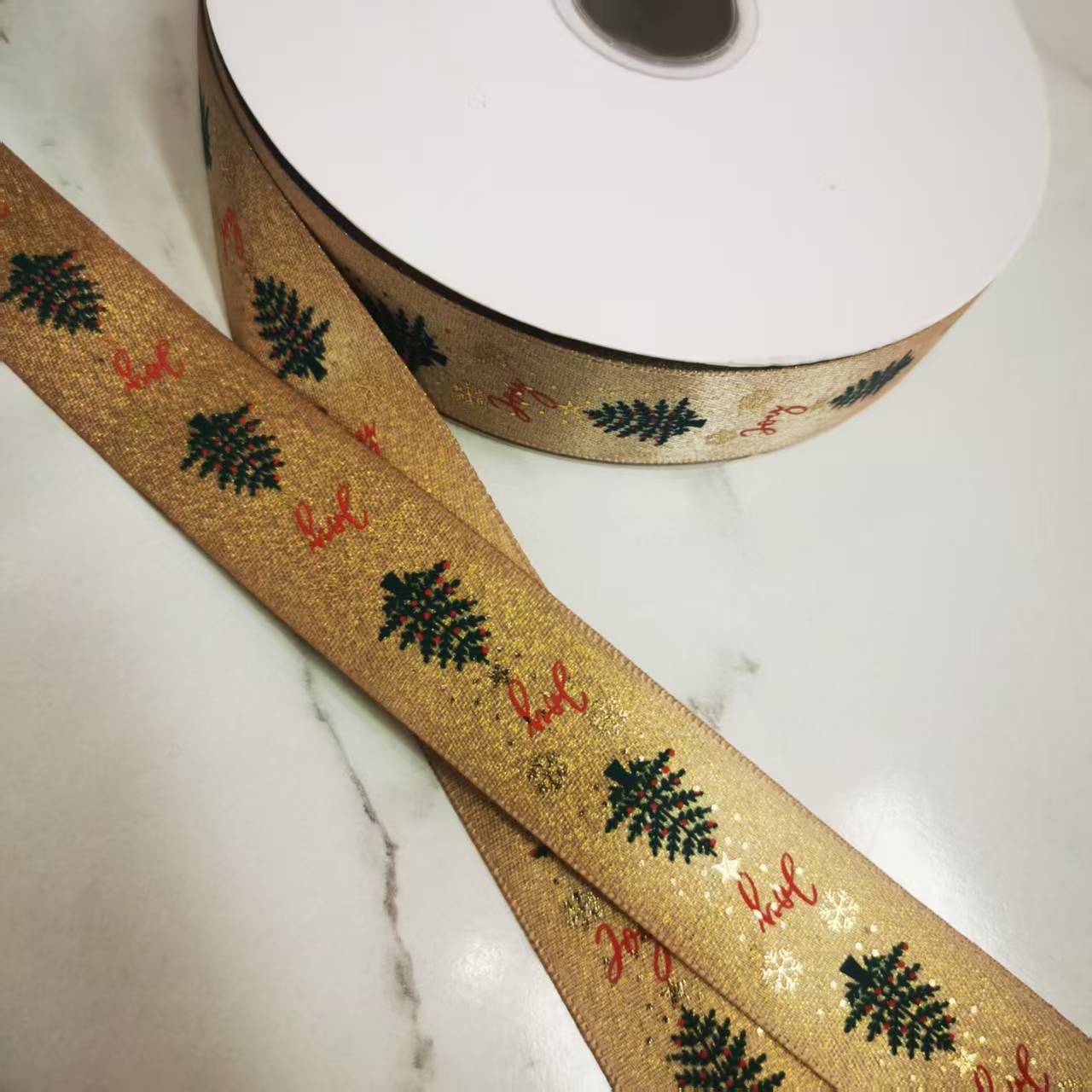 2.5 cm gold weft ribbon printed Christmas tree decoration, Christmas festival ribbon clothing accessory lace details Picture