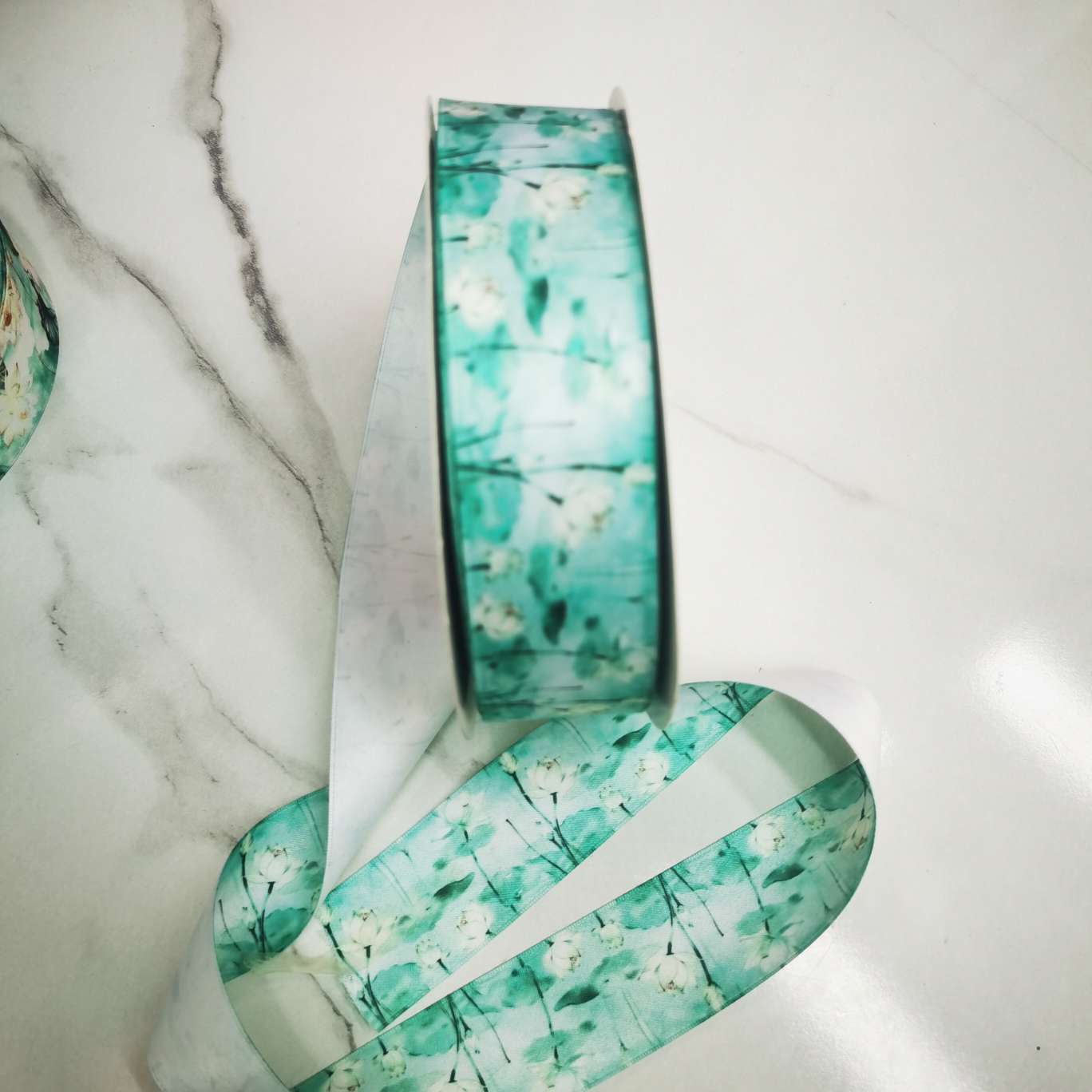 4厘米消光带印荷花服装鞋帽辅料手工DIY蝴蝶结礼品包装产品图