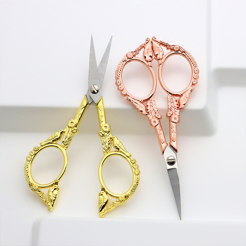 理发剪刀/宏兴剪刀/工具/孙茂福/金属小剪刀白底实物图