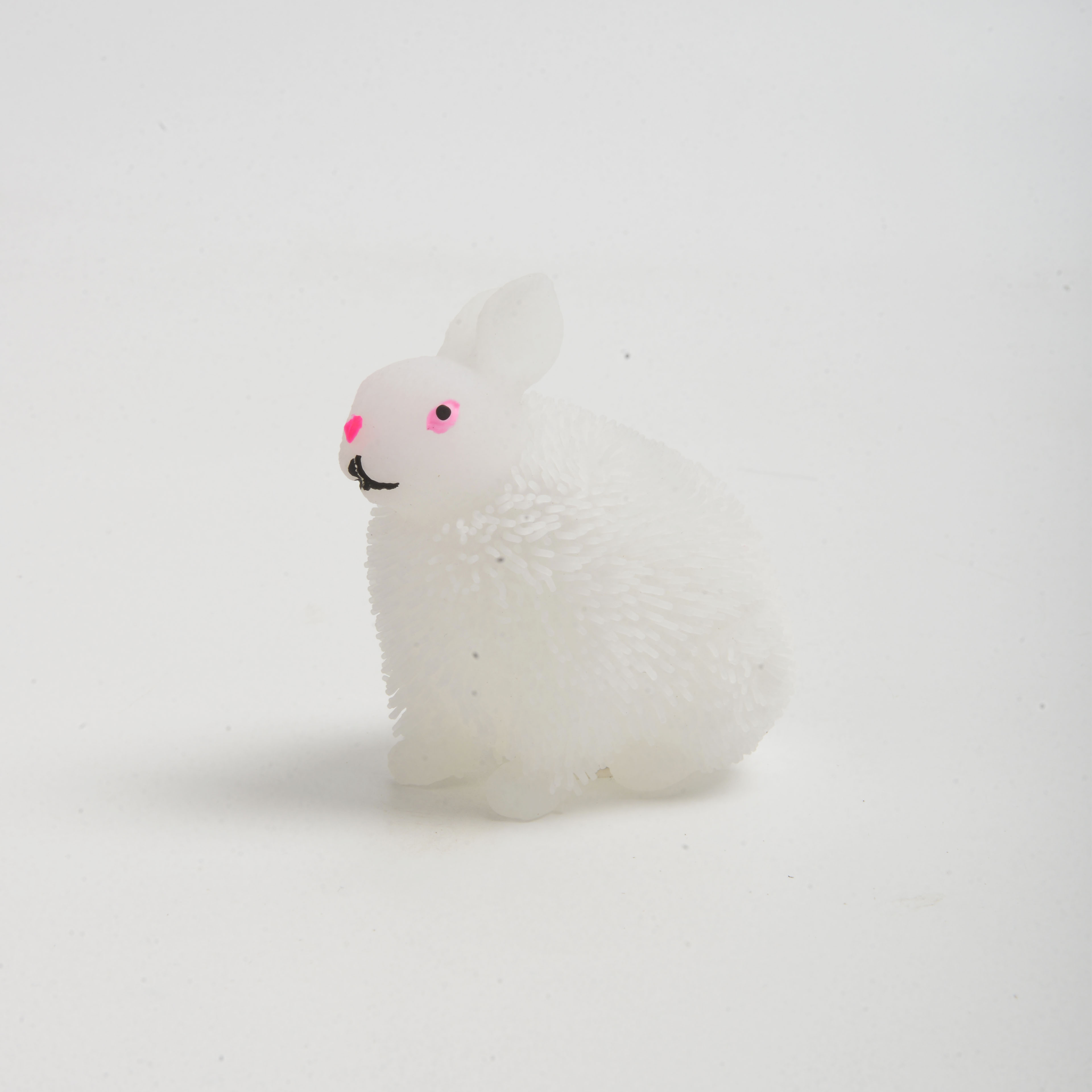 Toy stress ball, fluffy toy, flashing ball, glowing toy, prank toy for children, suitable for ages 4 and up, squeeze and play toy details Picture