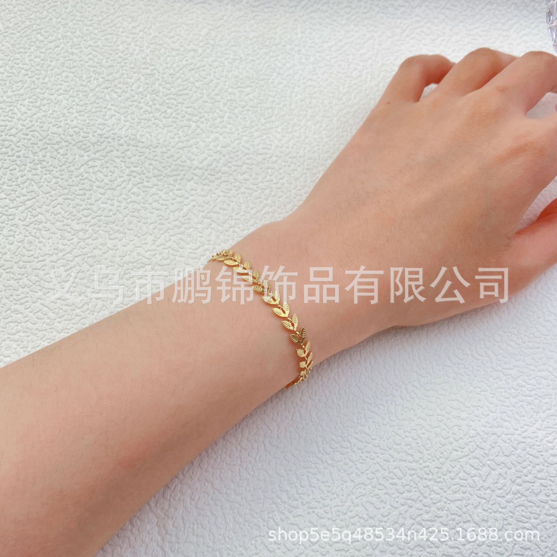欧美跨境饰品时尚气质叶子手链轻奢高级感手饰女小众首饰配饰