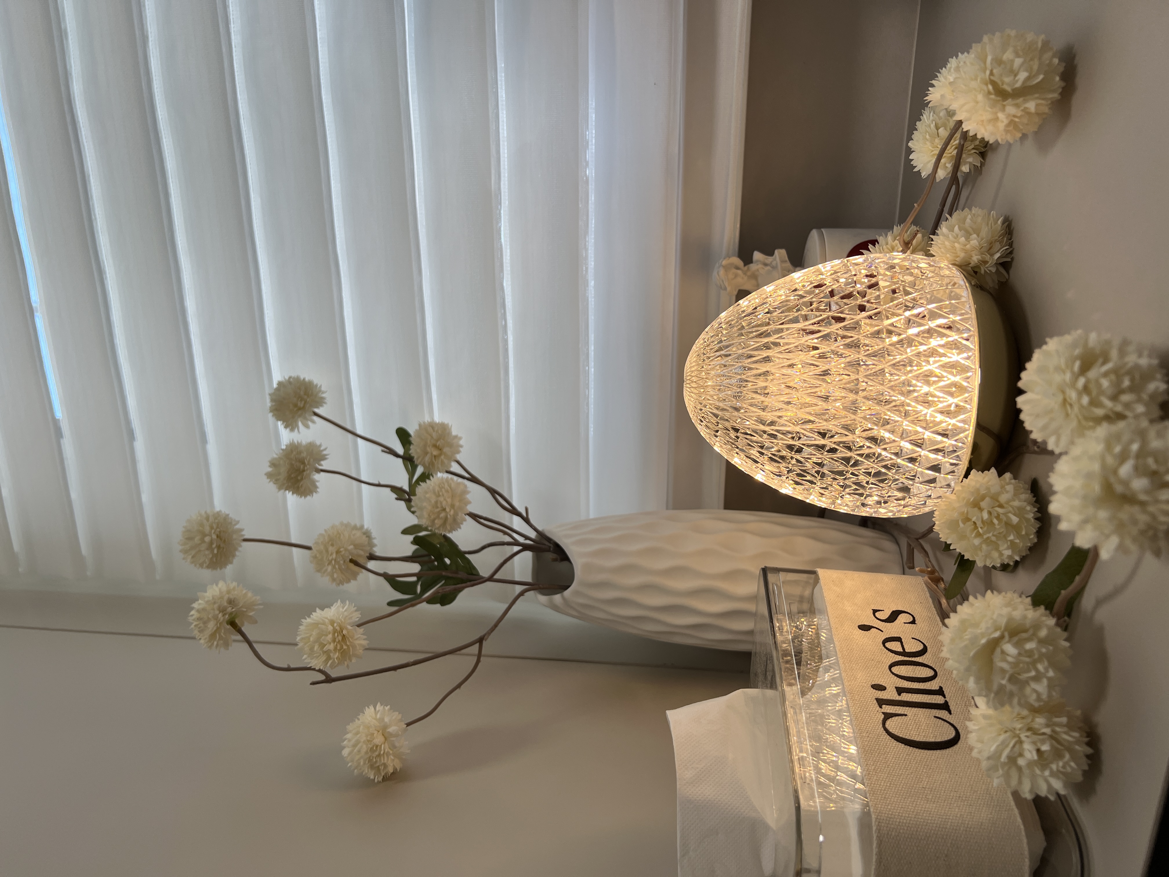 Home acrylic ambient lights, creative table lamps, night lights, decorative lights, acrylic creative table lamps Application Scenario