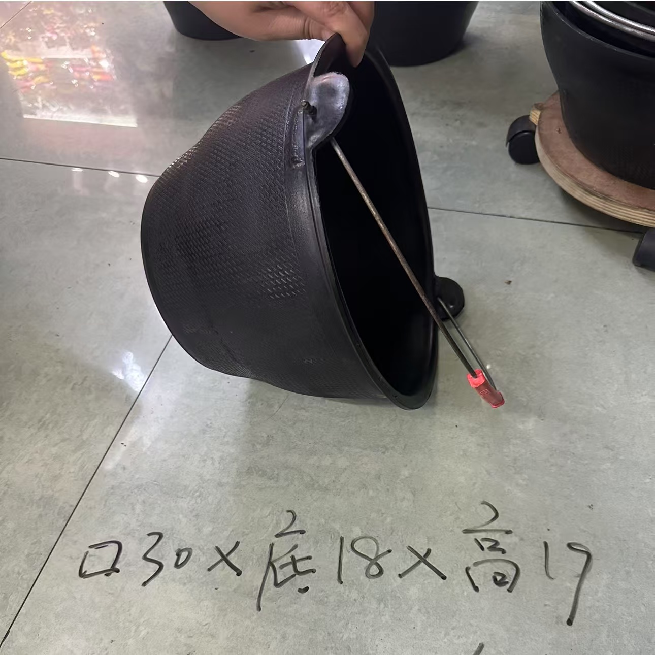 水桶、水缸实物图