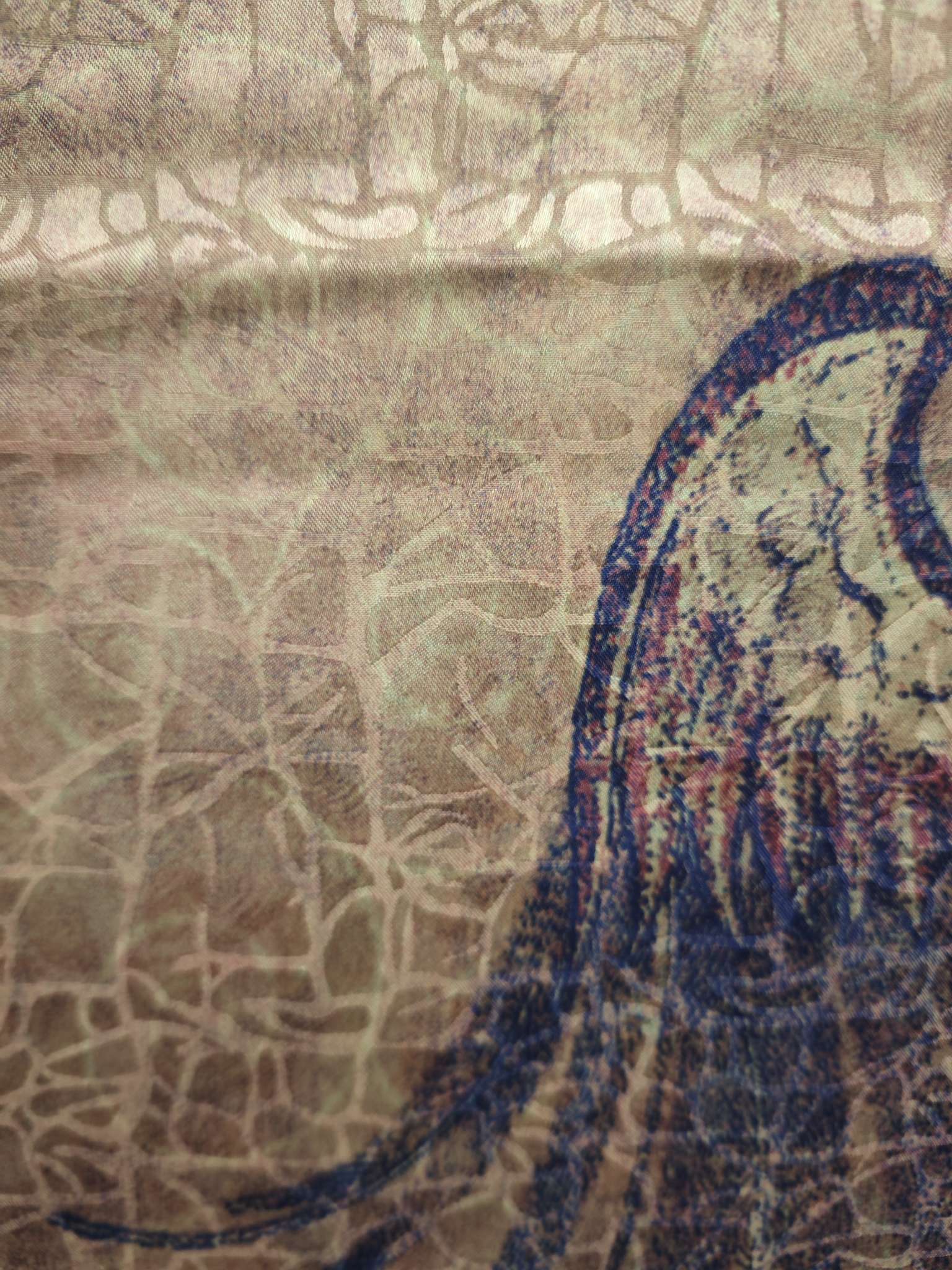 时尚丝巾防晒衣套装女春夏百搭围巾图案色丁丝巾绑包配饰