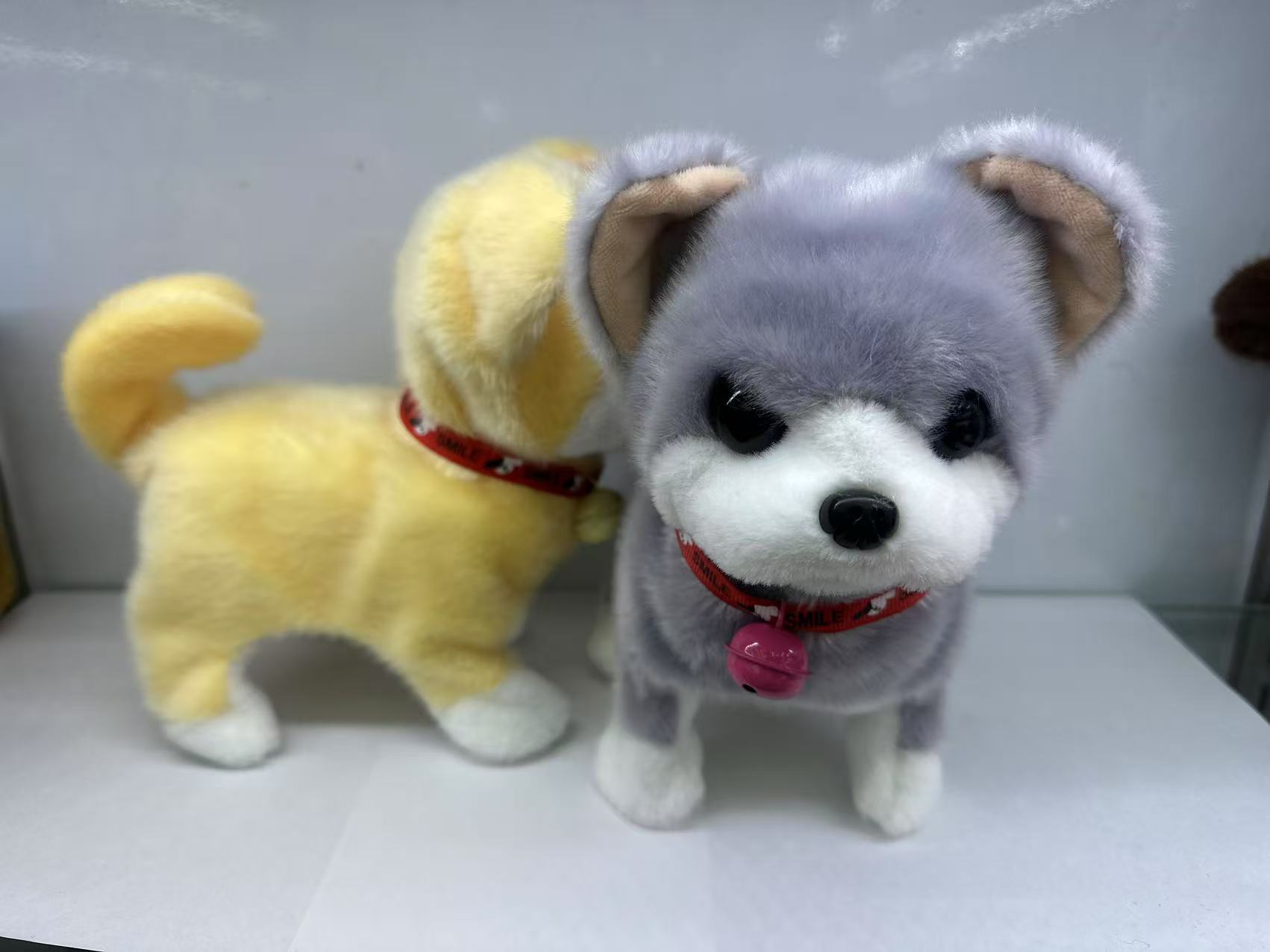 新款电动哈士奇脚带灯会走路带叫声地摊热卖厂家直销详情图3