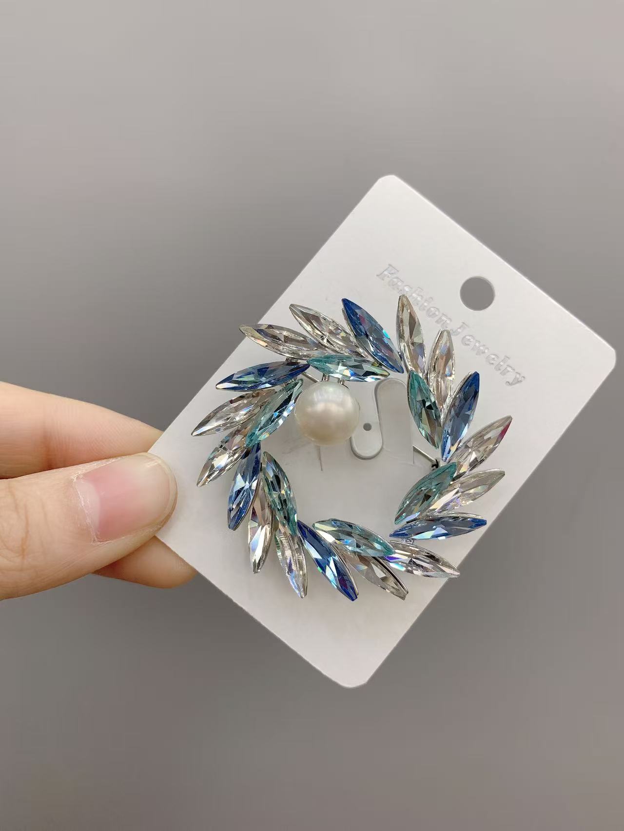 精致麦穗圆形胸针 高级百搭合金胸针 重工胸针