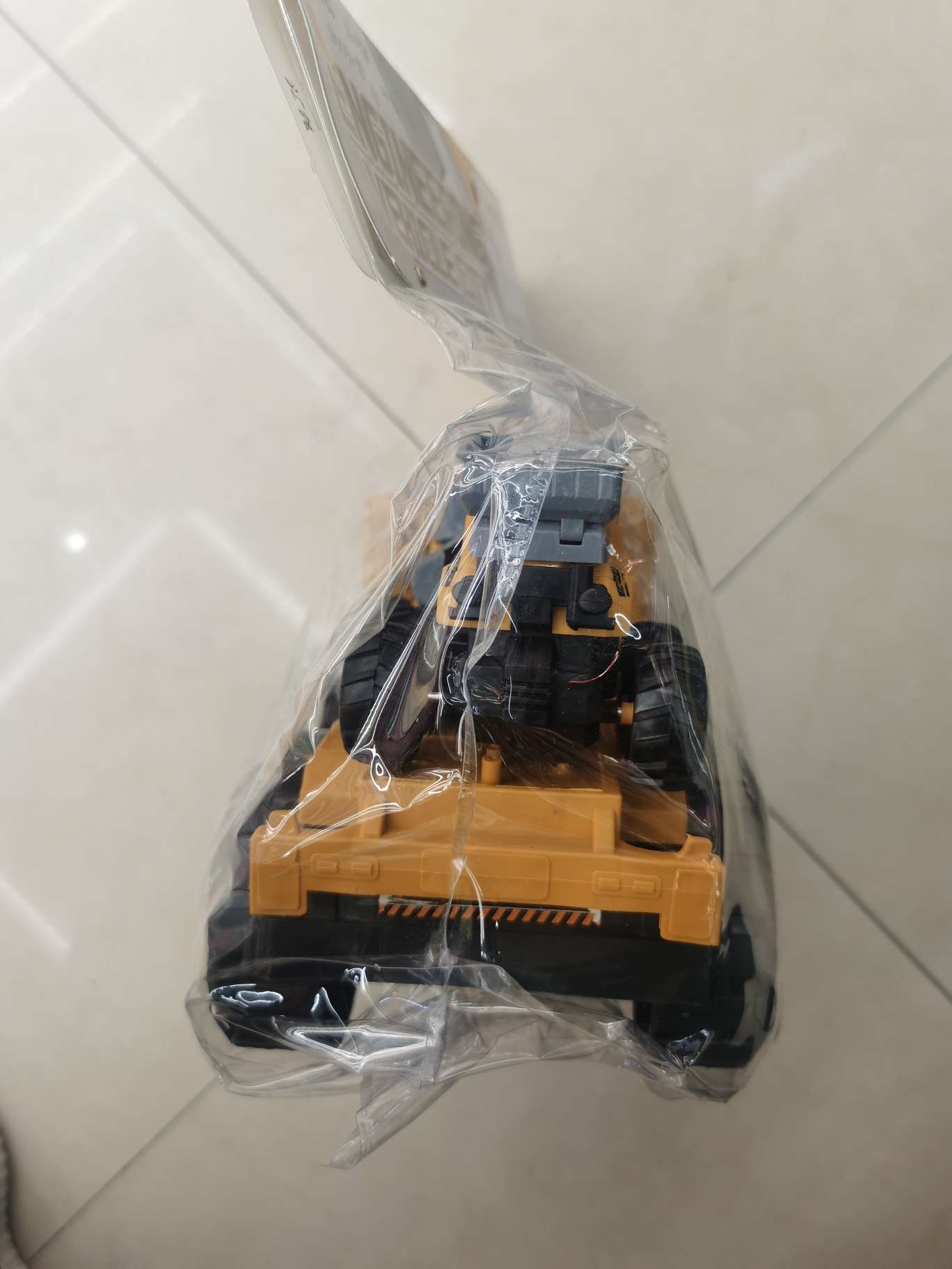 儿童玩具工程车塑料细节图