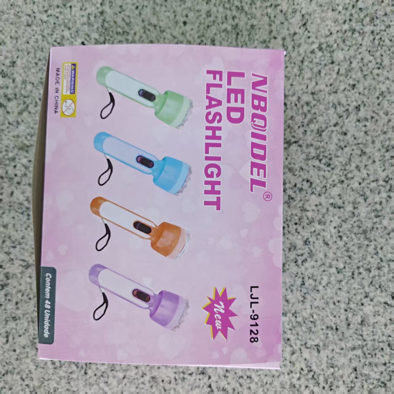 Four-color Mini Flashlight, portable and fashionable, lighting up the little joys of life. Wholesale from 9128 factory Specification image