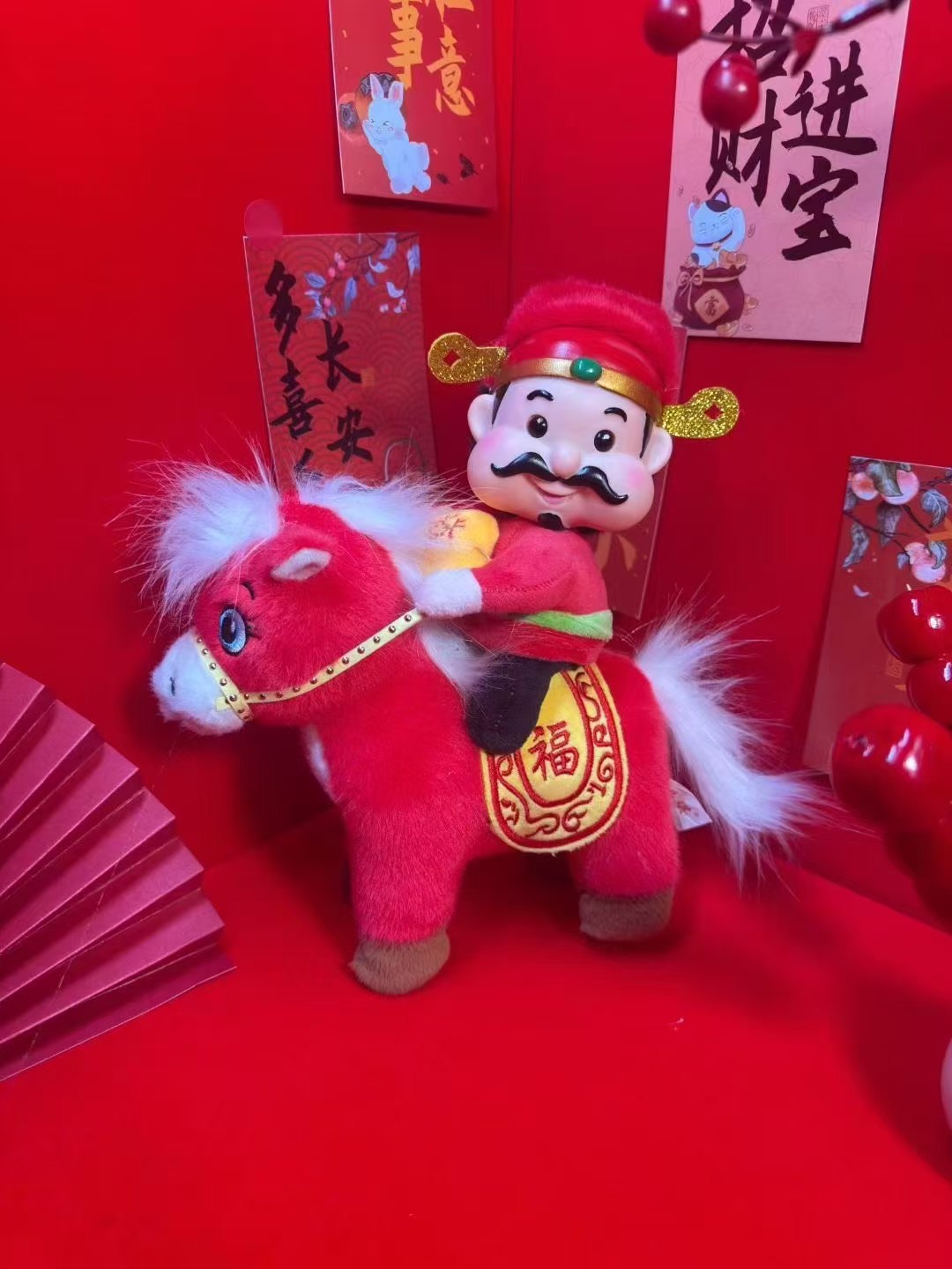 2026 Year of the Horse zodiac plush figurine: May everything go smoothly and you'll be rich soon. The Horse zodiac series plush figurine is 27 cm long