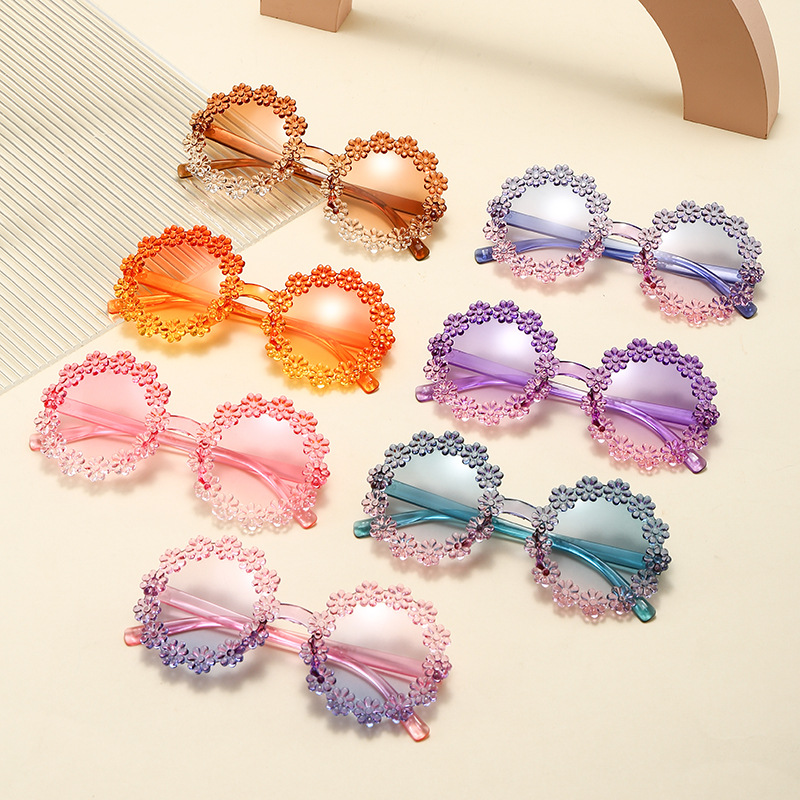 儿童防紫外线太阳镜宝宝防晒小雏菊花朵墨镜幼儿园毕业拍照眼镜女 