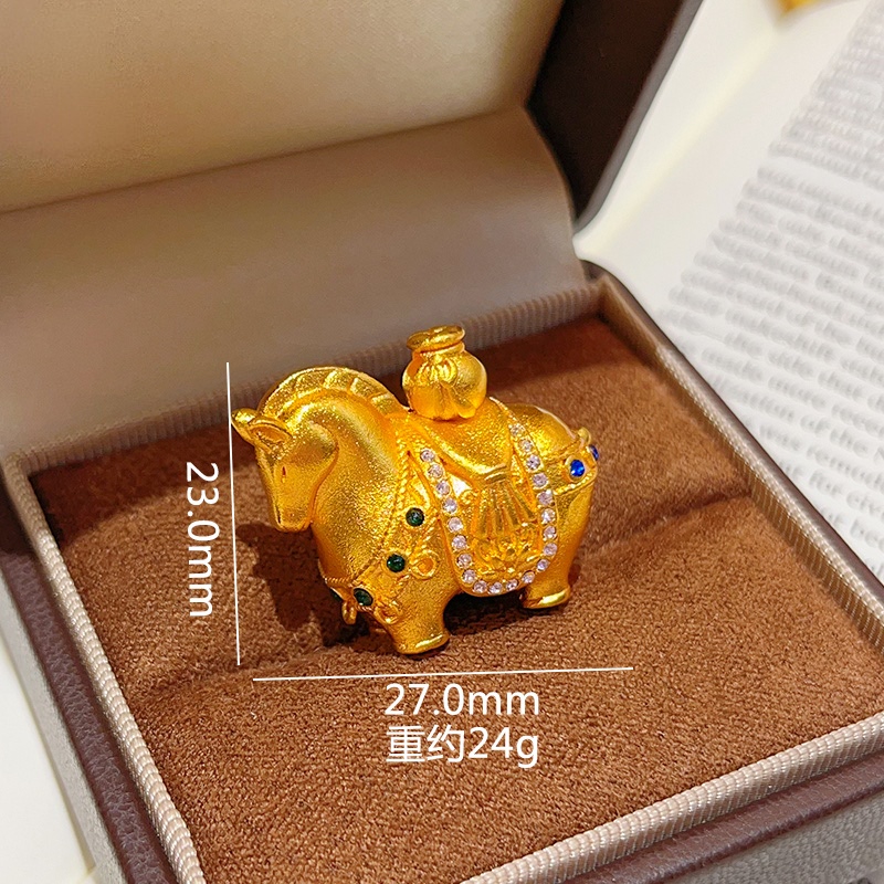 The same style of gold store's sand gold blue and green diamond zodiac horse pendant necklace, a little horse style Chinese style gift for your girlfriend, Tang Horse sweater chain detail image 5