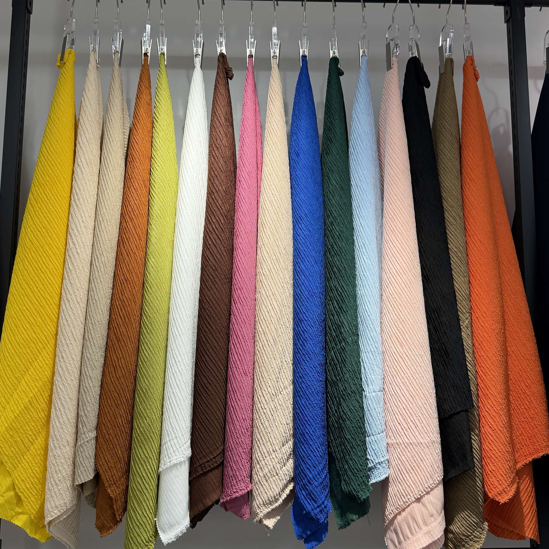 Lelisi all-cotton printed knitted fabric, sweat cloth, underwear fabric wholesale, leather textile, milk silk, milk silk fabric