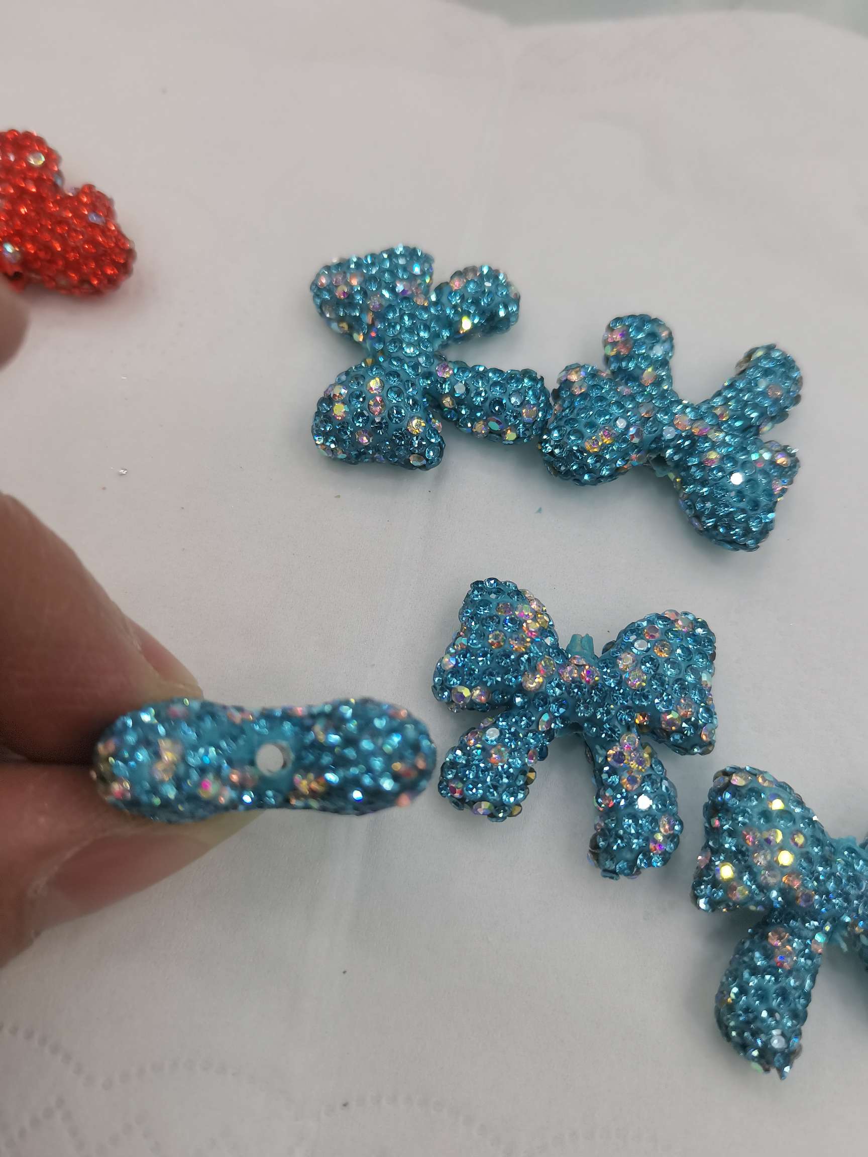 Hu LAN small bow tie ribbon three-dimensional soft clay accessory Specification image