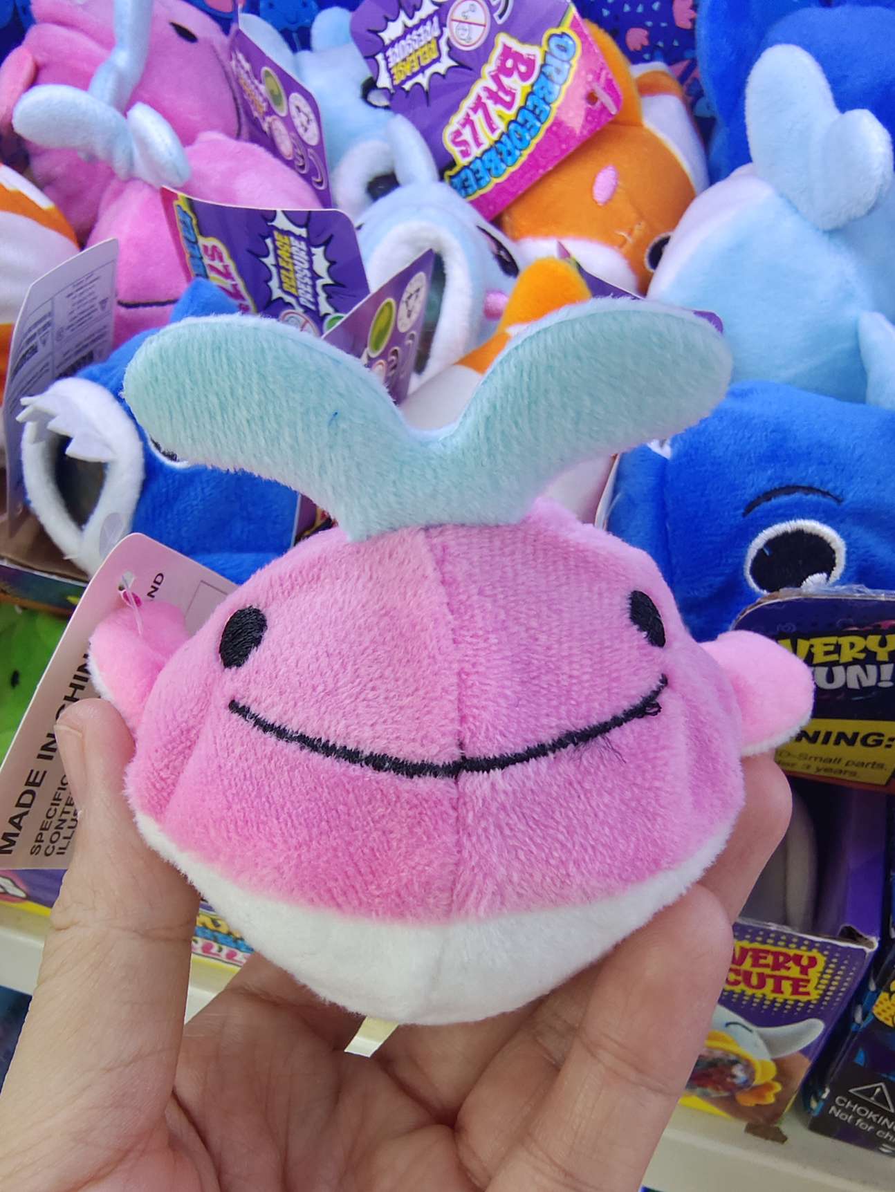 Cute plush stress-relieving pinching ball plush toy, monster series bead-spitting toy, stress-relieving toy, creative and trendy toy display box packaging detail image 16
