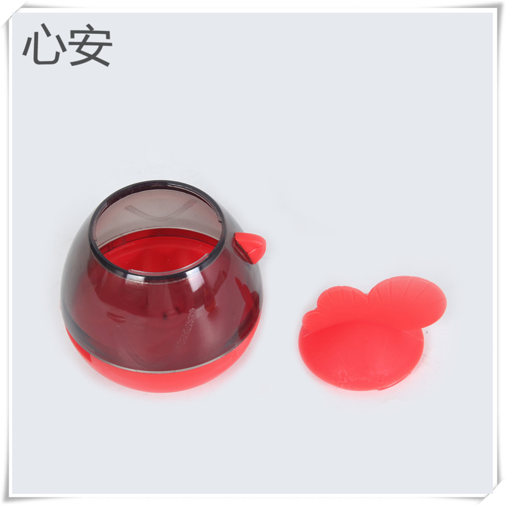 In 2025, the new cross-border cat toy, the chicken untoppling doll, and the leaky food dispenser are innovative and fun slow-eating and leaky food toys that can relieve boredom Application Scenario