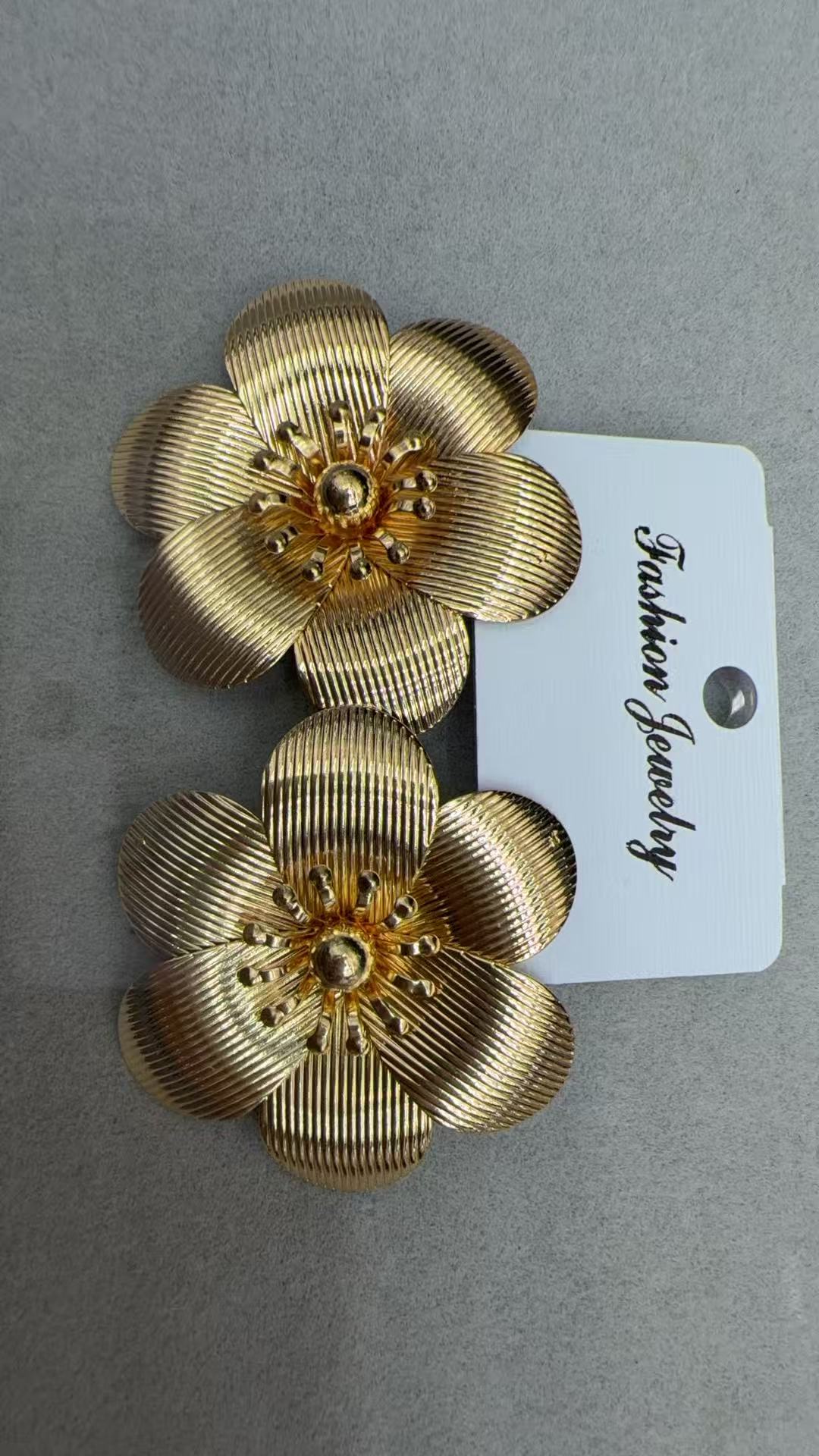 思源饰品 电镀环形耳环耳饰饰品 时尚百搭耳饰 精致饰品设计感潮流款金色铁片耳环