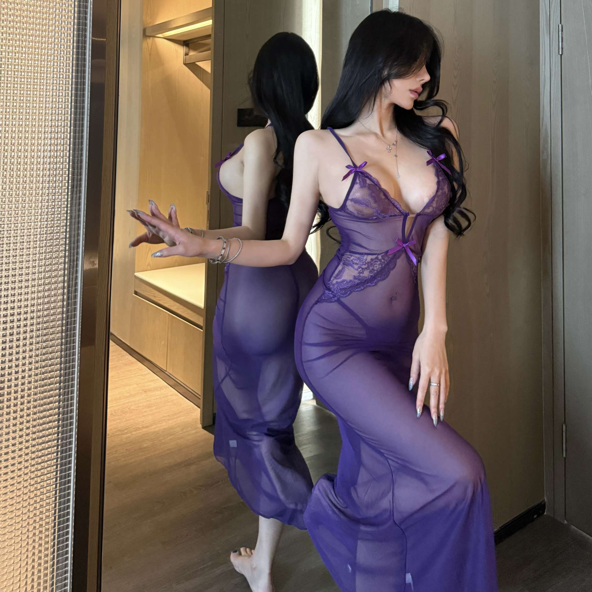 女神紫色战袍纯欲情趣用品女透视性感