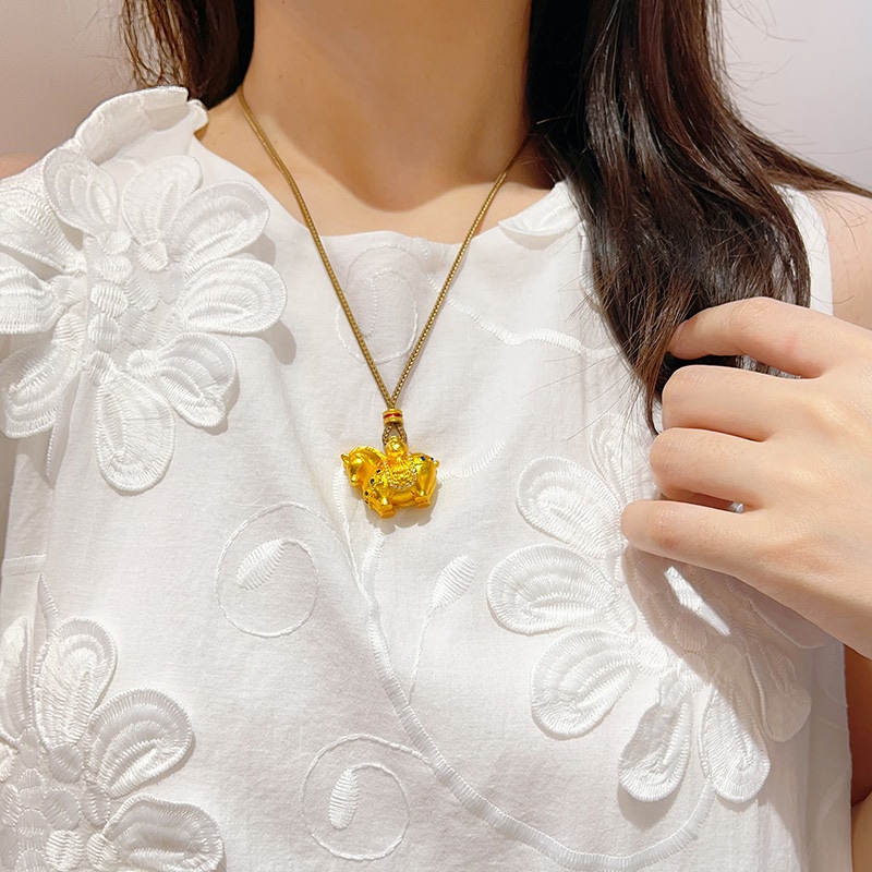 The same style of gold store's sand gold blue and green diamond zodiac horse pendant necklace, a little horse style Chinese style gift for your girlfriend, Tang Horse sweater chain detail image 2