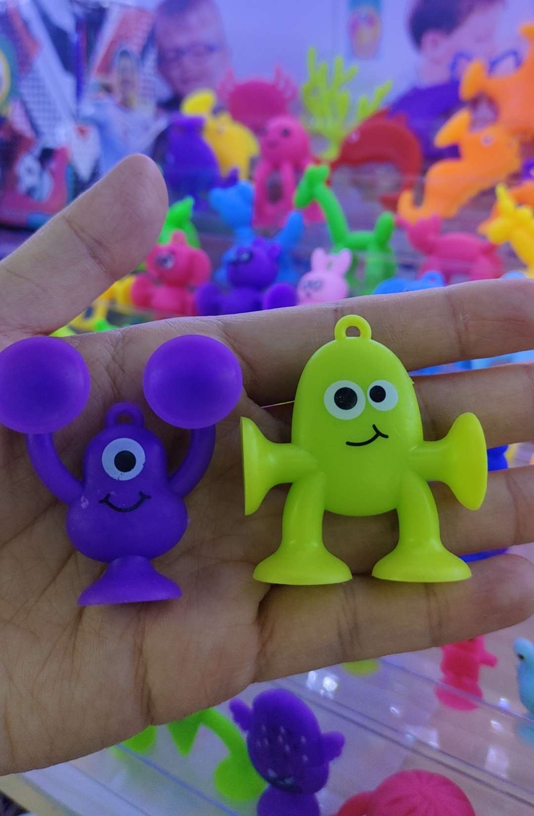 Suction Fun soft rubber building block suction cup toys, bath toys, DIY educational building block toys, freely combinable and matched, 227 types of letter series, safe and non-toxic material, can be made into gacha blind boxes, 26 English letters detail image 9