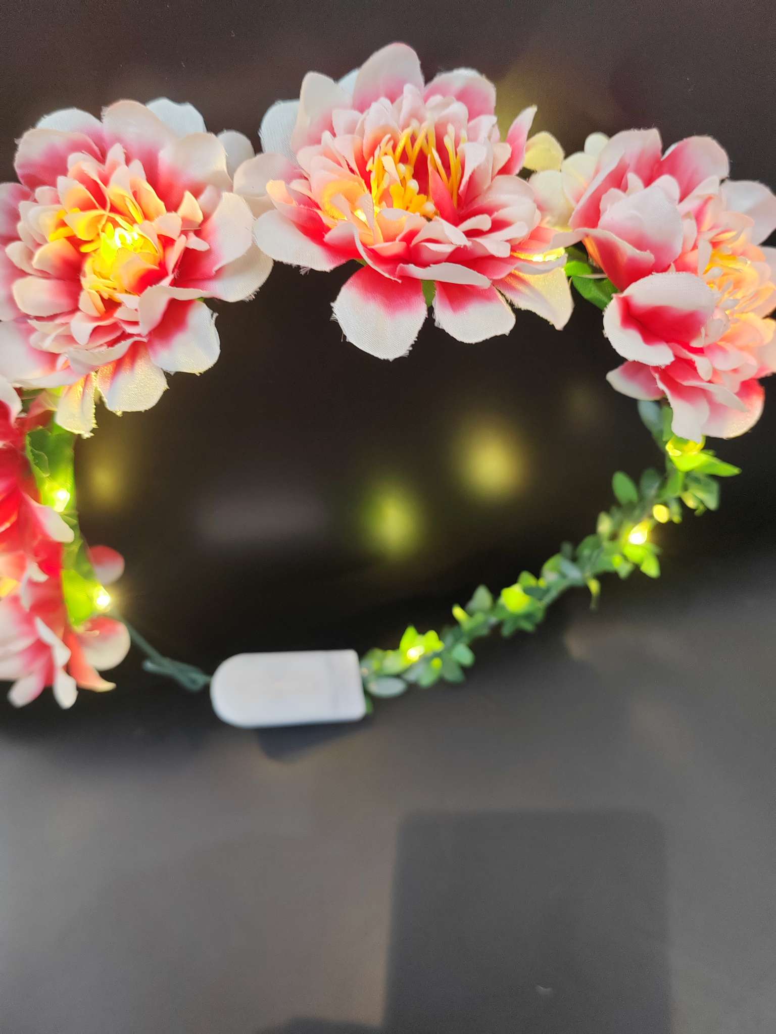 Luminous garland, luminous headband, flashing headband Application Scenario
