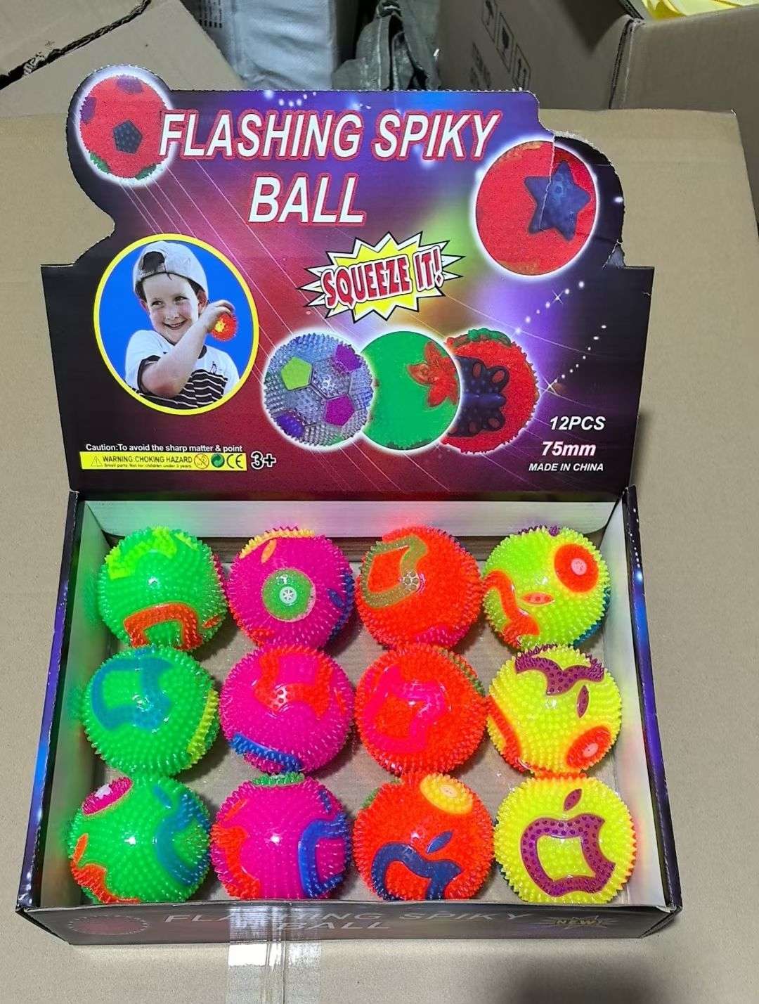 进口充气足球创意潮流玩具儿童娱乐休闲运动充气玩具适合户外室内使用创意潮流玩具详情图4