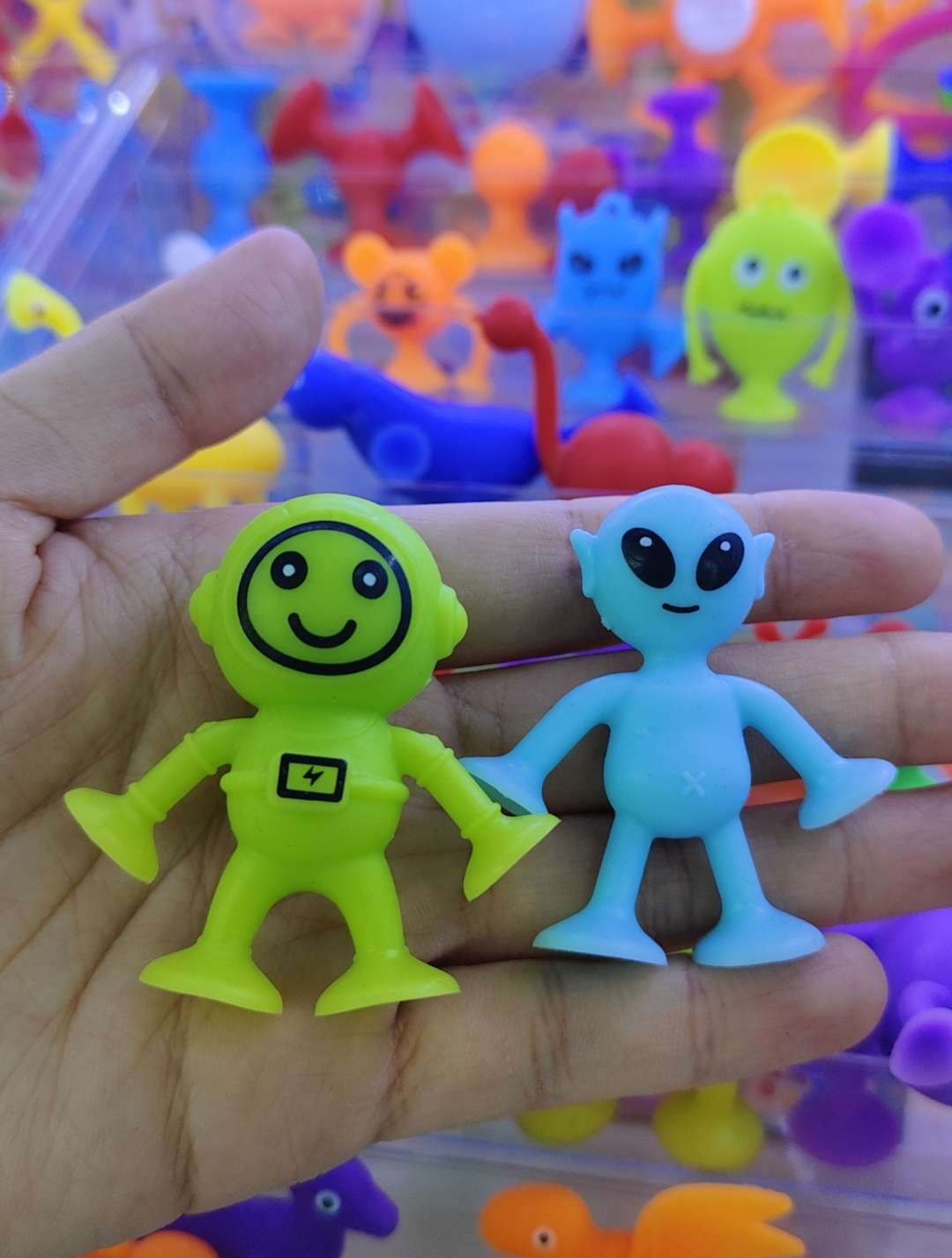 Suction Fun soft rubber building block suction cup toys, bath toys, DIY educational building block toys, freely combinable and matched, 227 types of letter series, safe and non-toxic material, can be made into gacha blind boxes, 26 English letters detail image 8