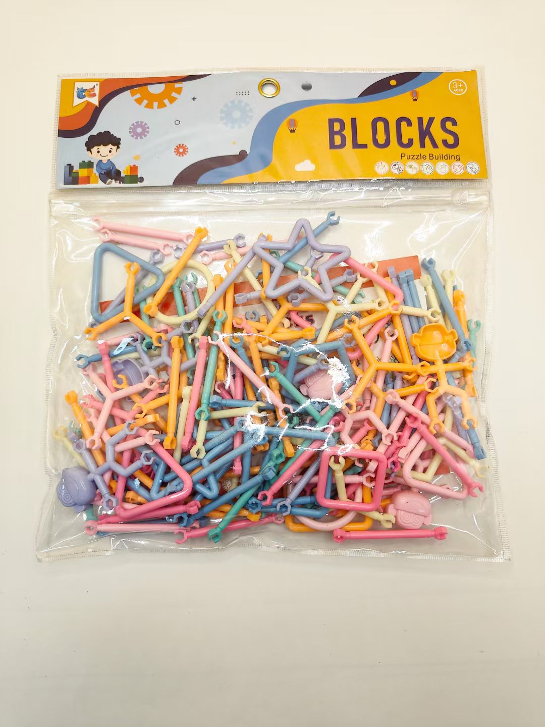 桌面积木玩具，塑料玩具拼装积木