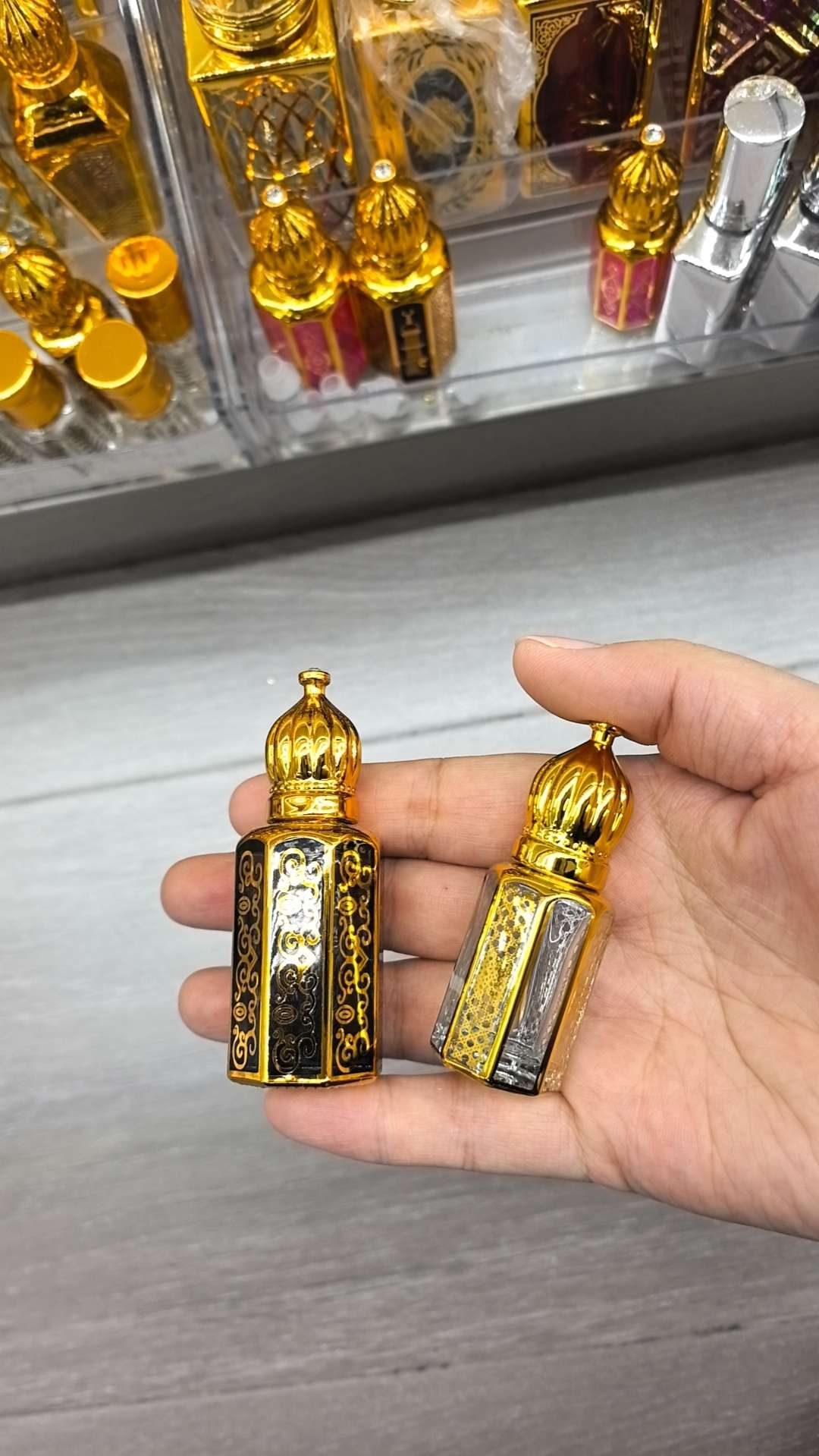 车用香水车载香薰香膏摆件汽车内饰用品香氛瓶香薰香气持久清新装饰品香薰摆件