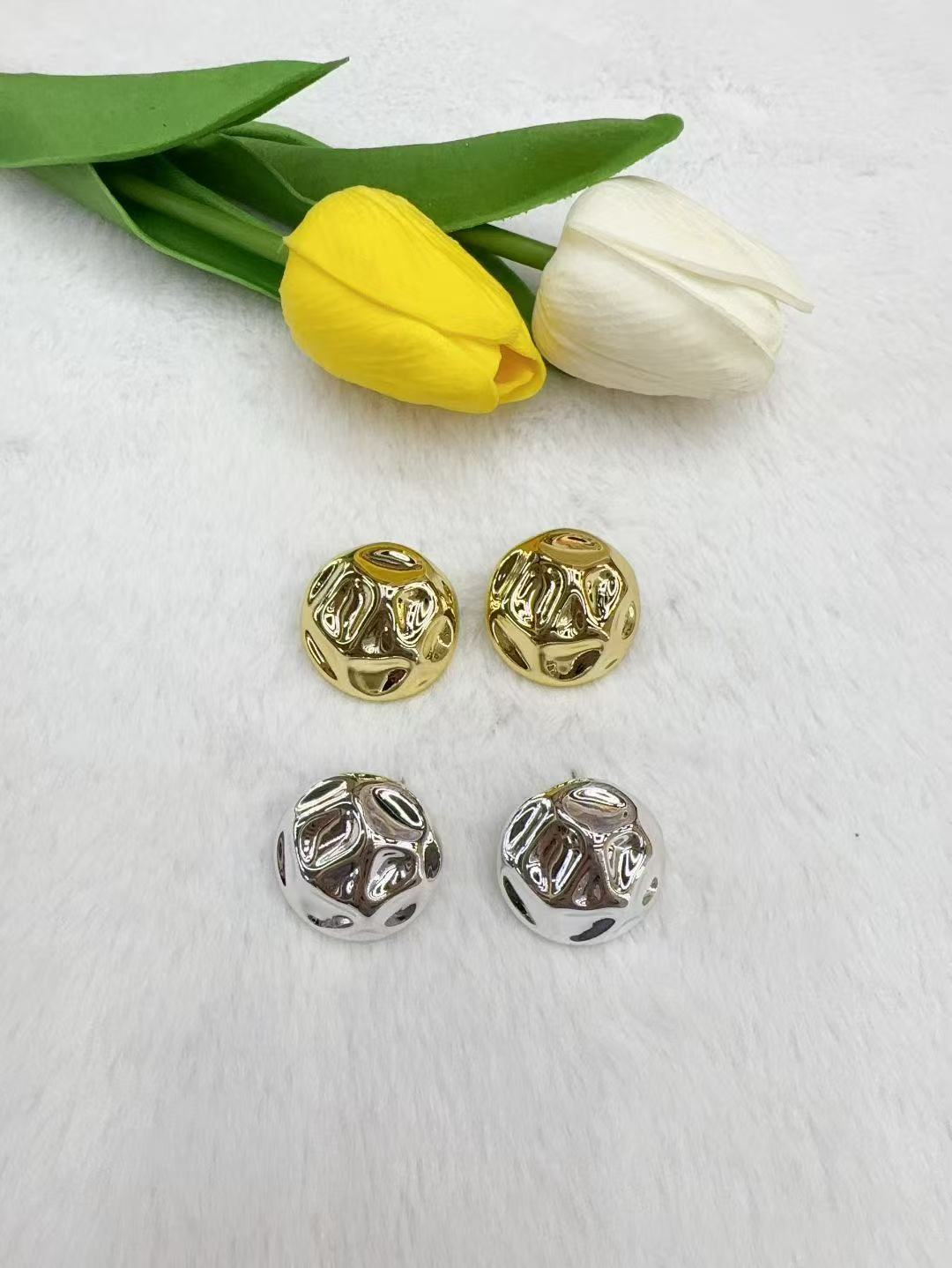 心源饰品时尚耳钉植绒耳饰简约耳钉耳堵防脱落耳针女韩版气质百搭饰品